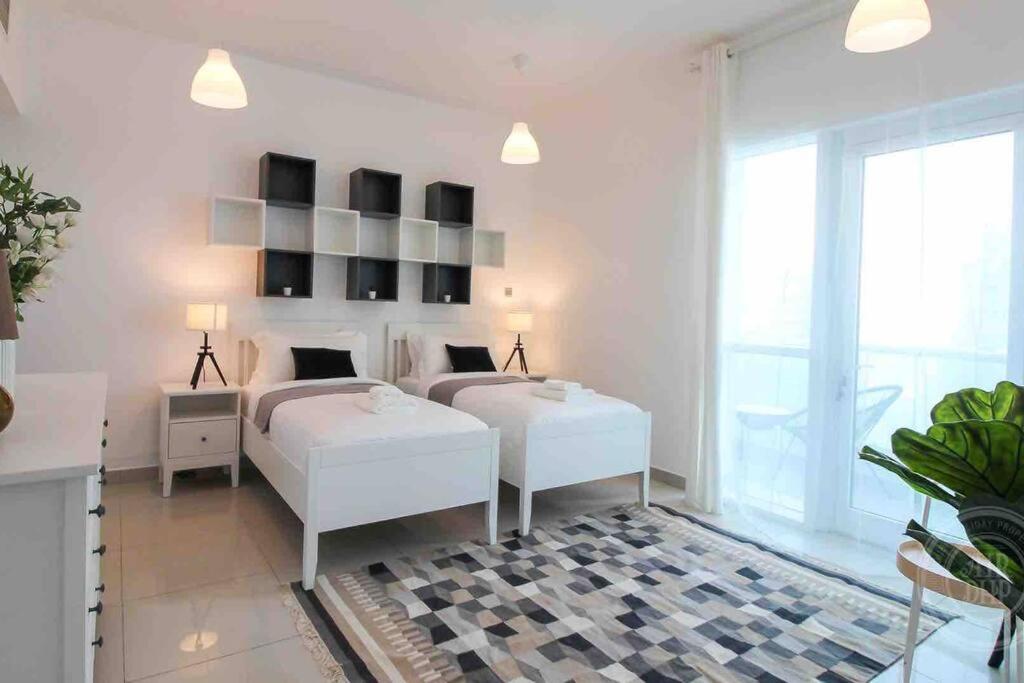 AIRDHP MARINA & SEA VIEW Modern 3 BED