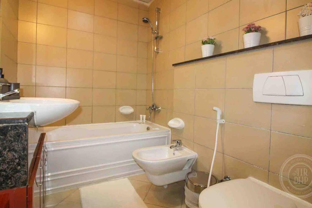 AIRDHP MARINA & SEA VIEW Modern 3 BED