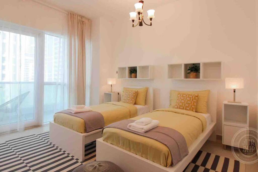 AIRDHP MARINA & SEA VIEW Modern 3 BED
