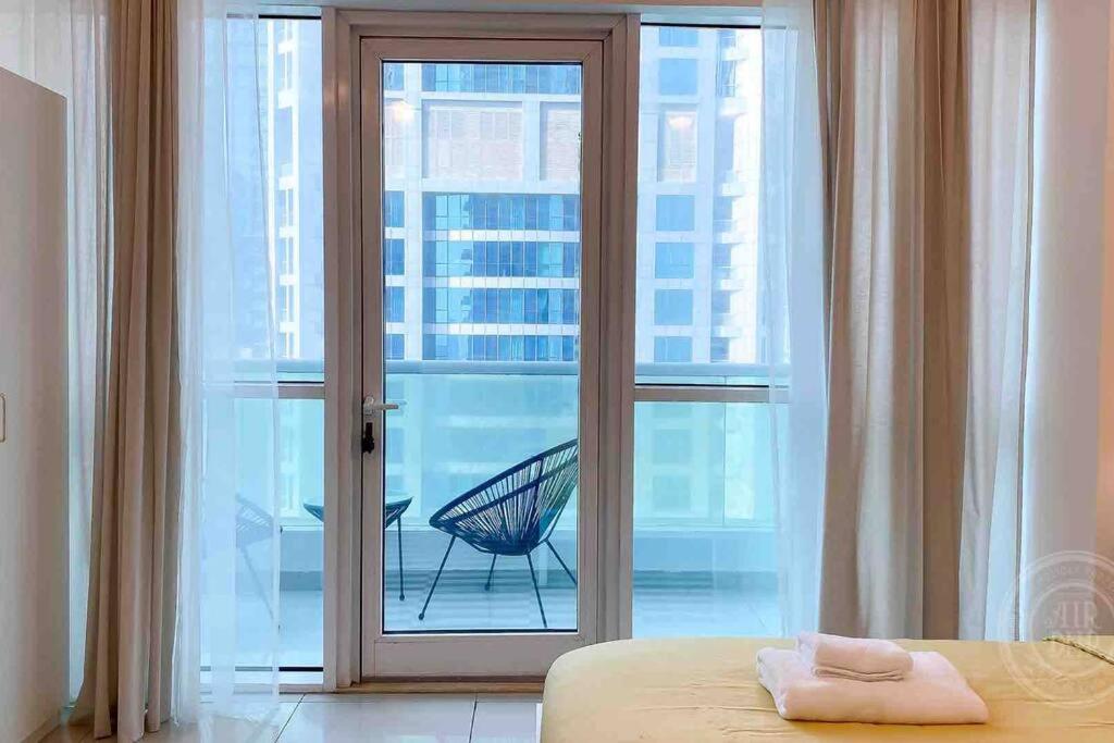 AIRDHP MARINA & SEA VIEW Modern 3 BED