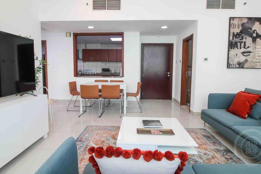 AIRDHP MARINA & SEA VIEW Modern 3 BED