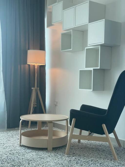 AIRDHP MARINA & SEA VIEW Modern 3 BED
