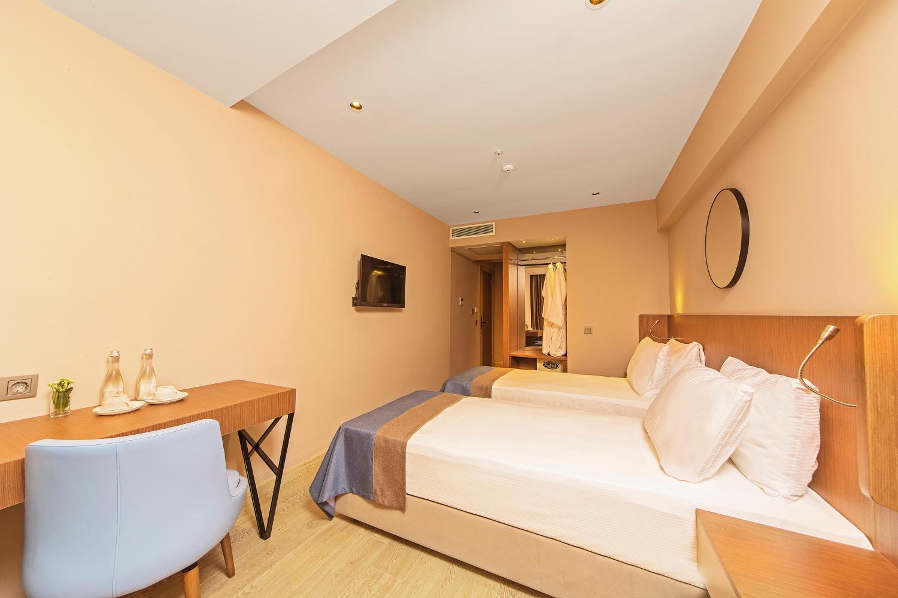 Redmont Otel Nişantaşı - Image 30