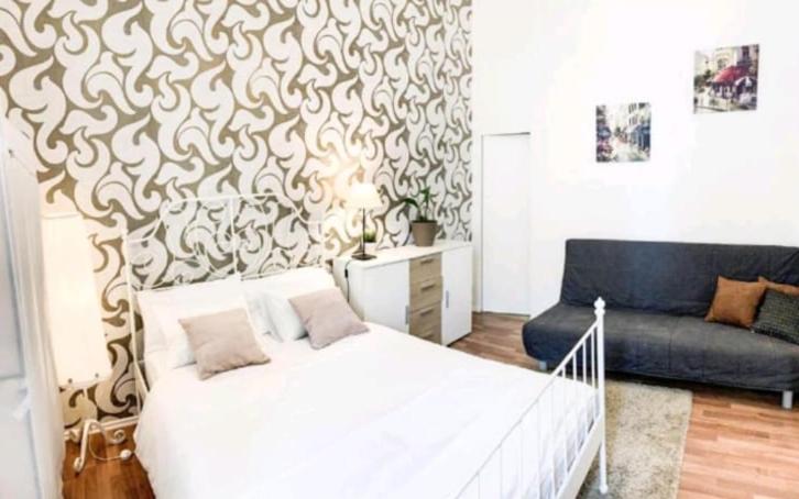 Gallys Apartments
