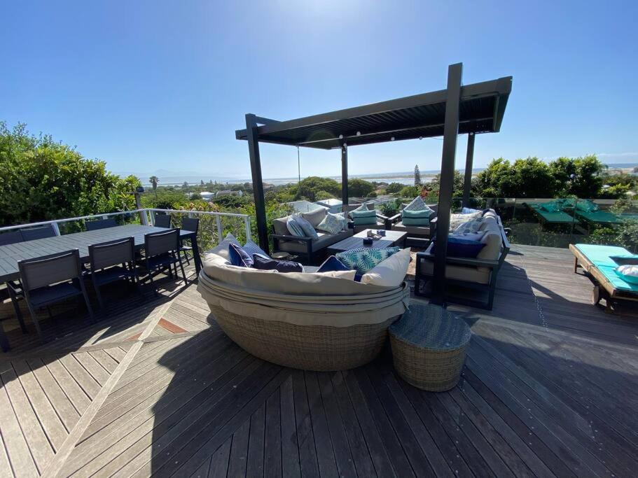 Lasalle holiday home (Sun, Beach, Views, Fun for everyone!) view 2