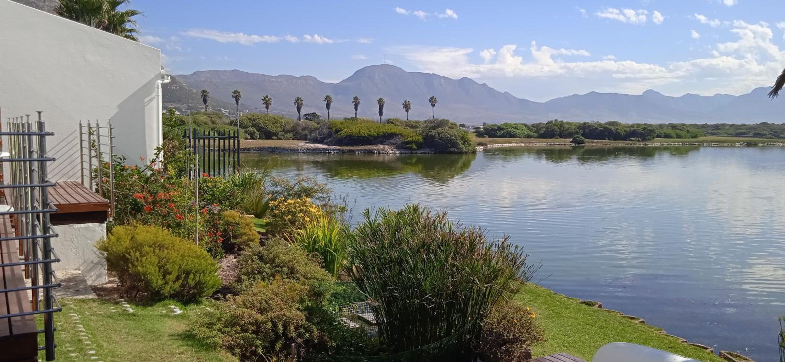 Vlei Cove Guesthouse view 4