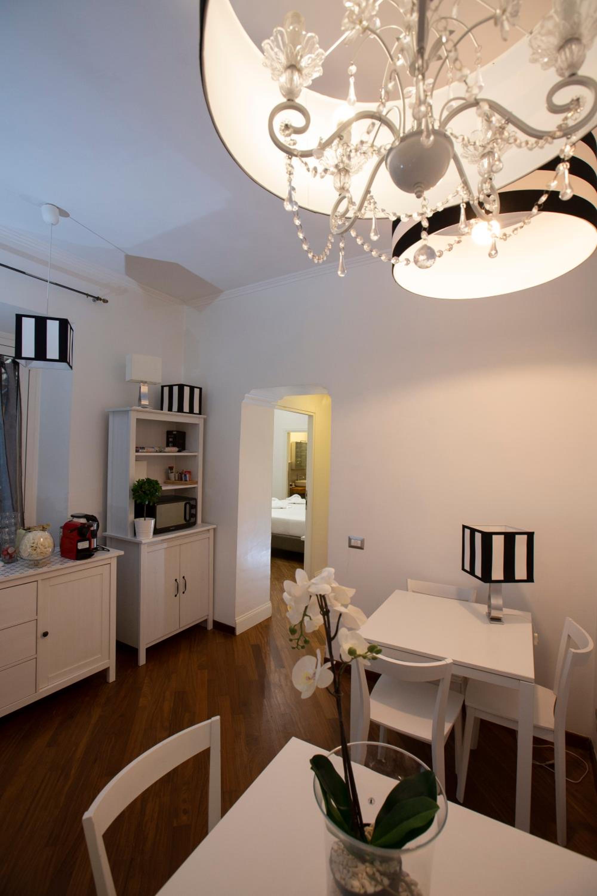 NAVONA VITA SUITES