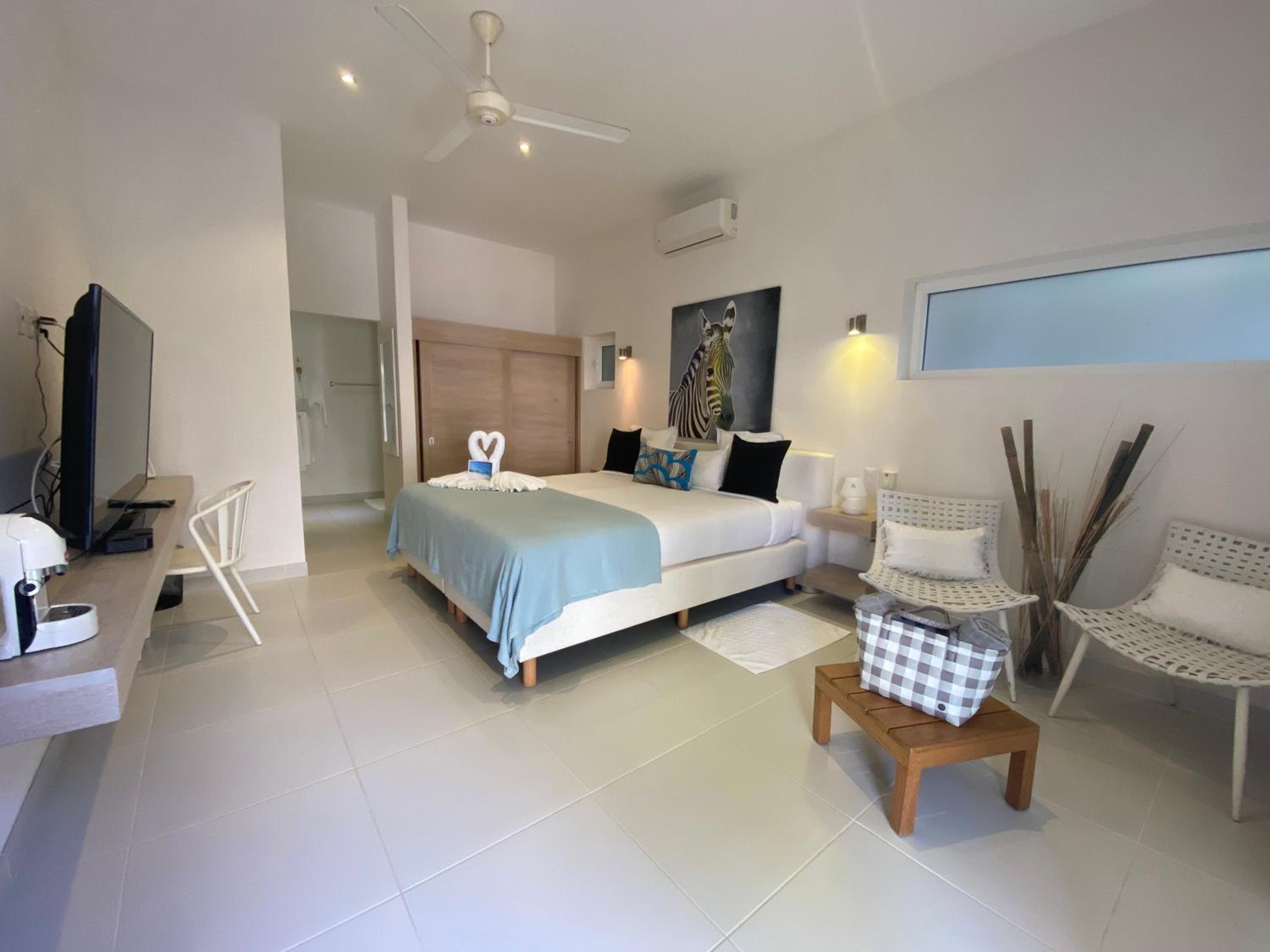 CASA-22 Luxury Boutique Hotel
