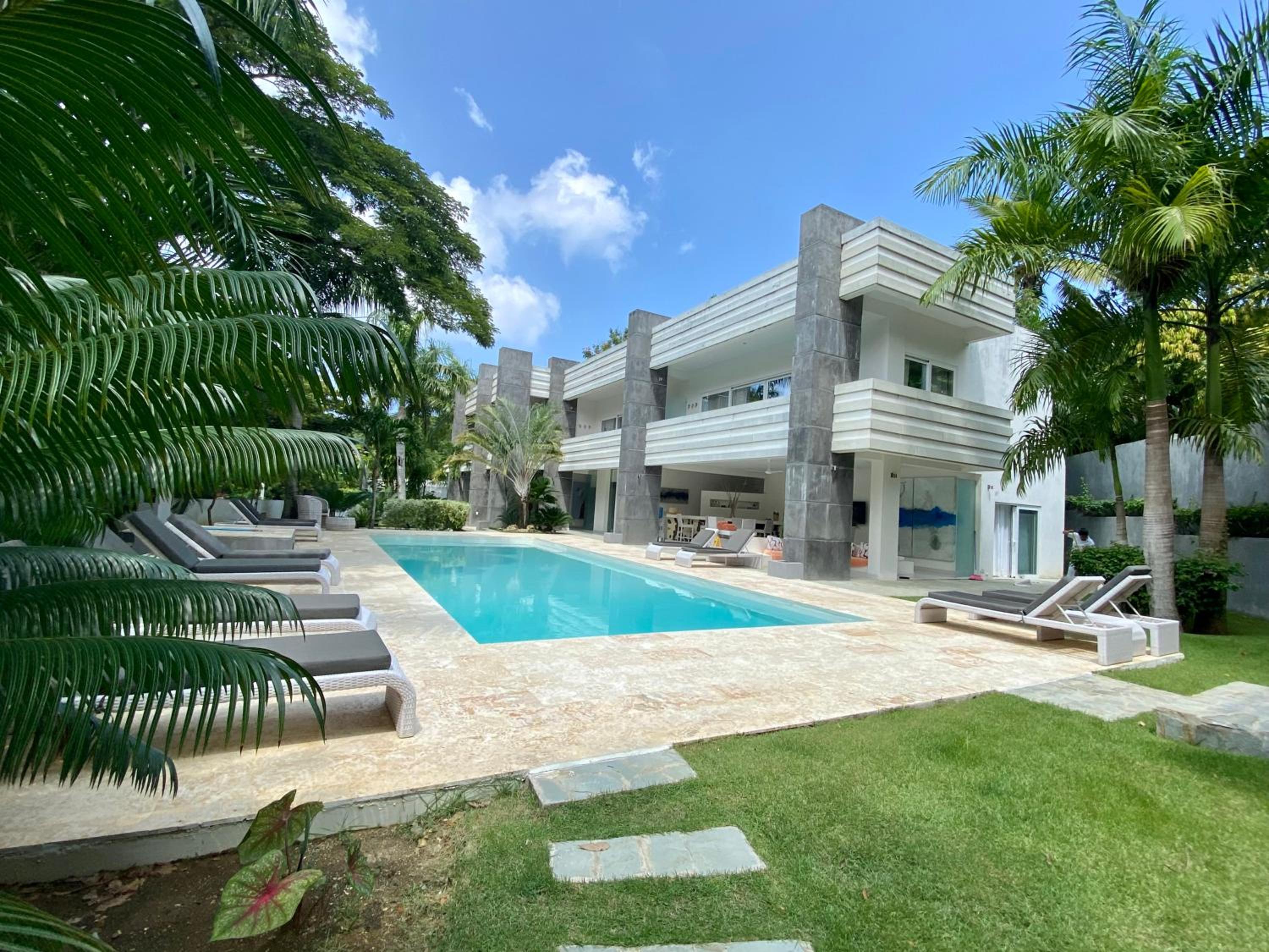 CASA-22 Luxury Boutique Hotel