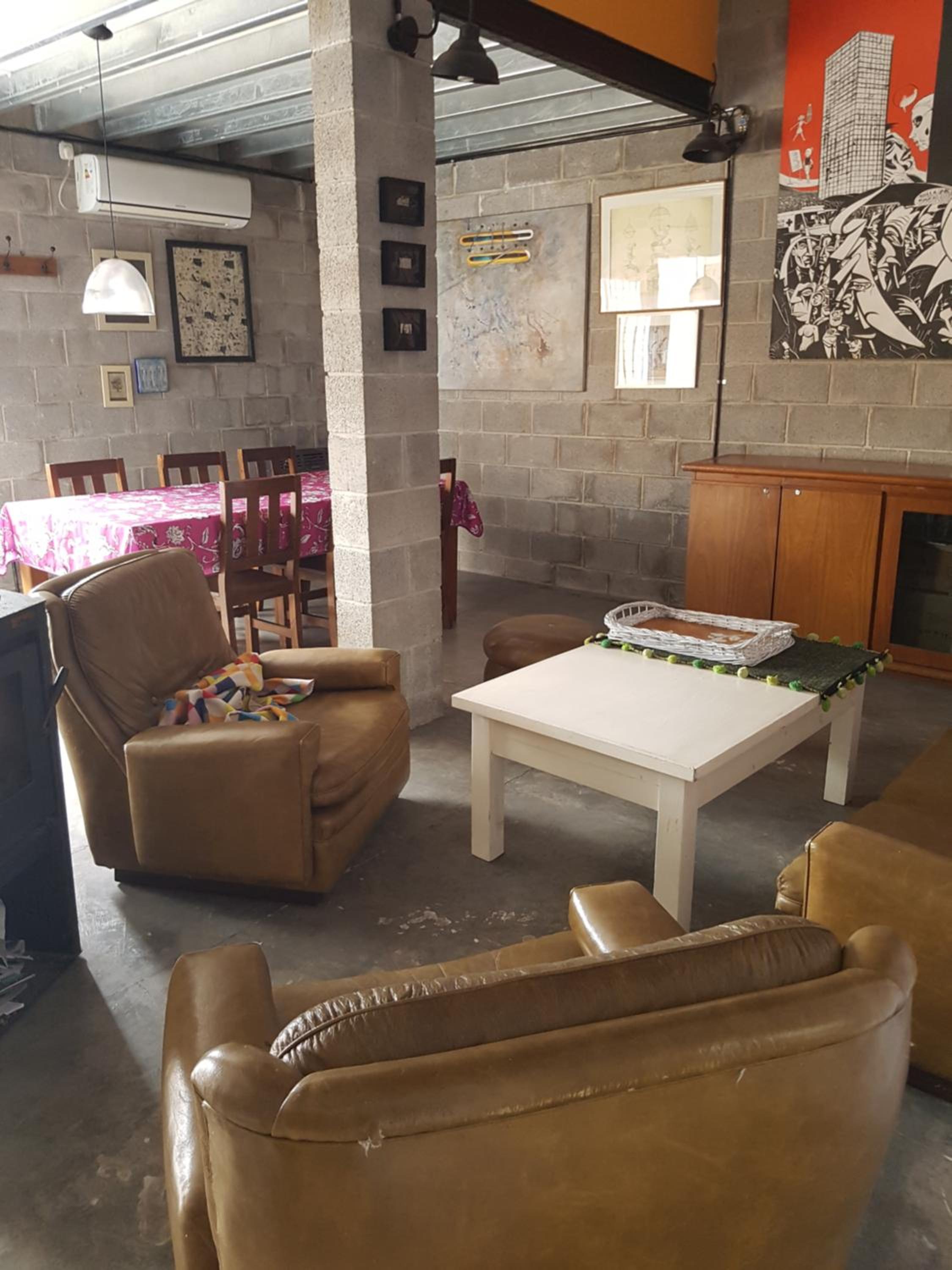 Casa con pileta LA PLATA