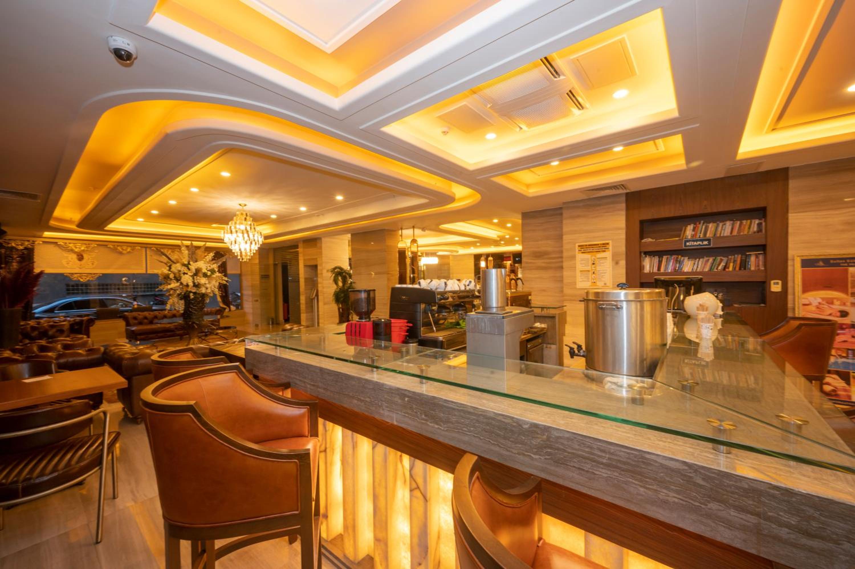 Ramada By Wyndham Istanbul Pera Taksim - Image 51