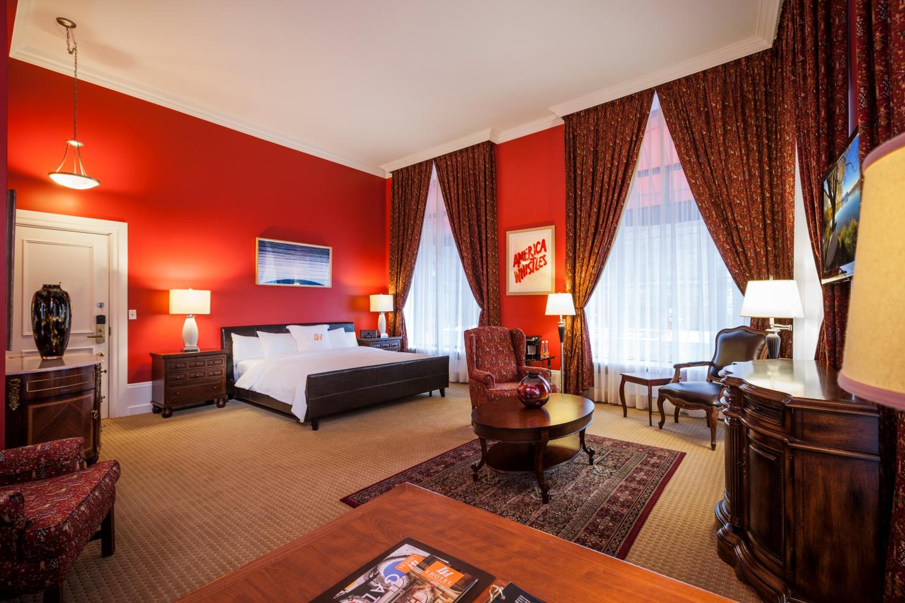 LHotel