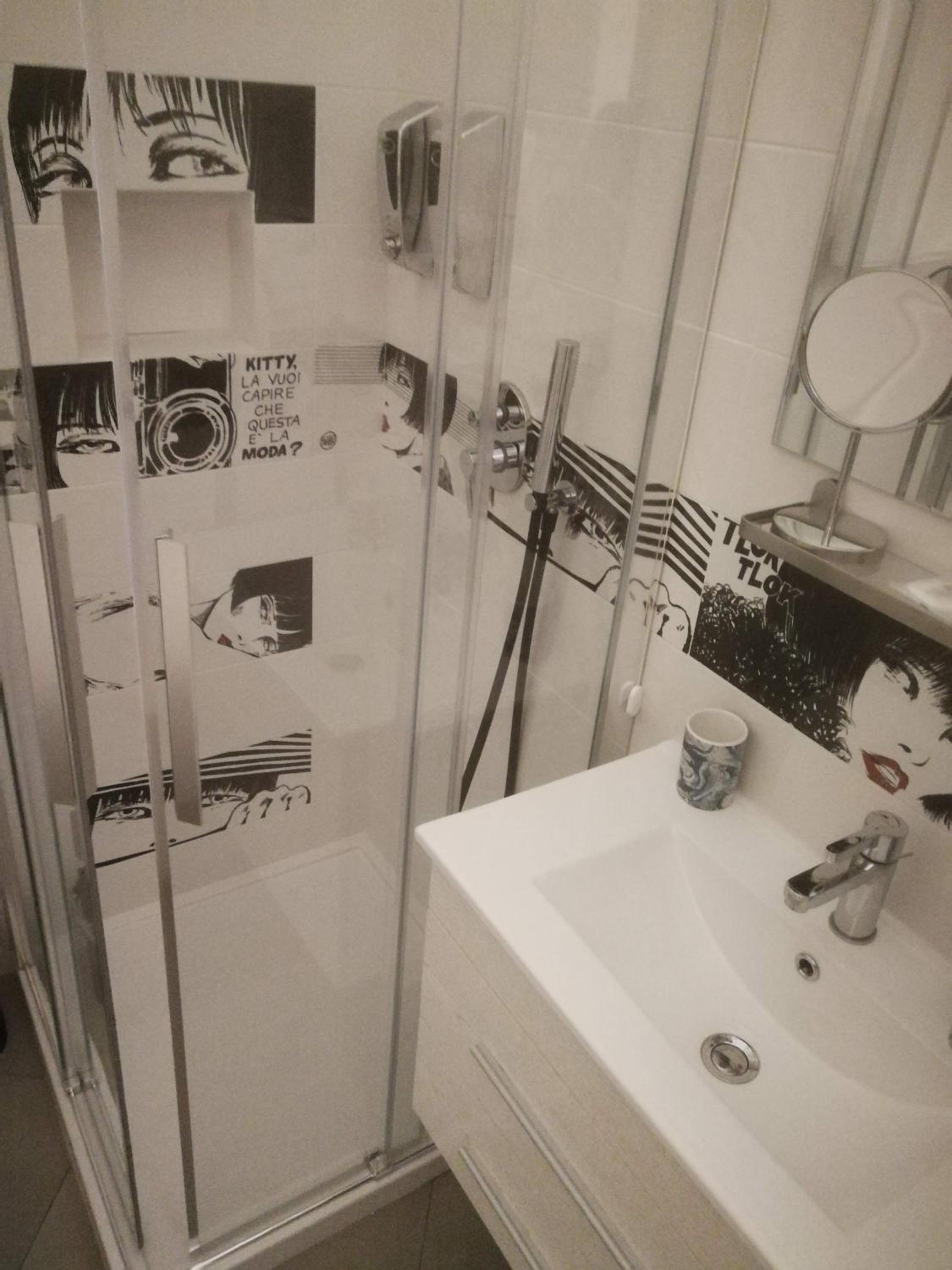 Photo 16