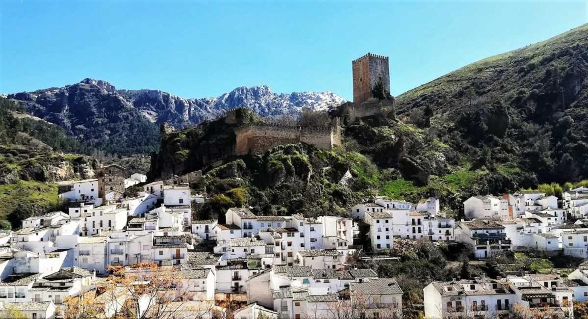 Hotel Tharsis - Image 1