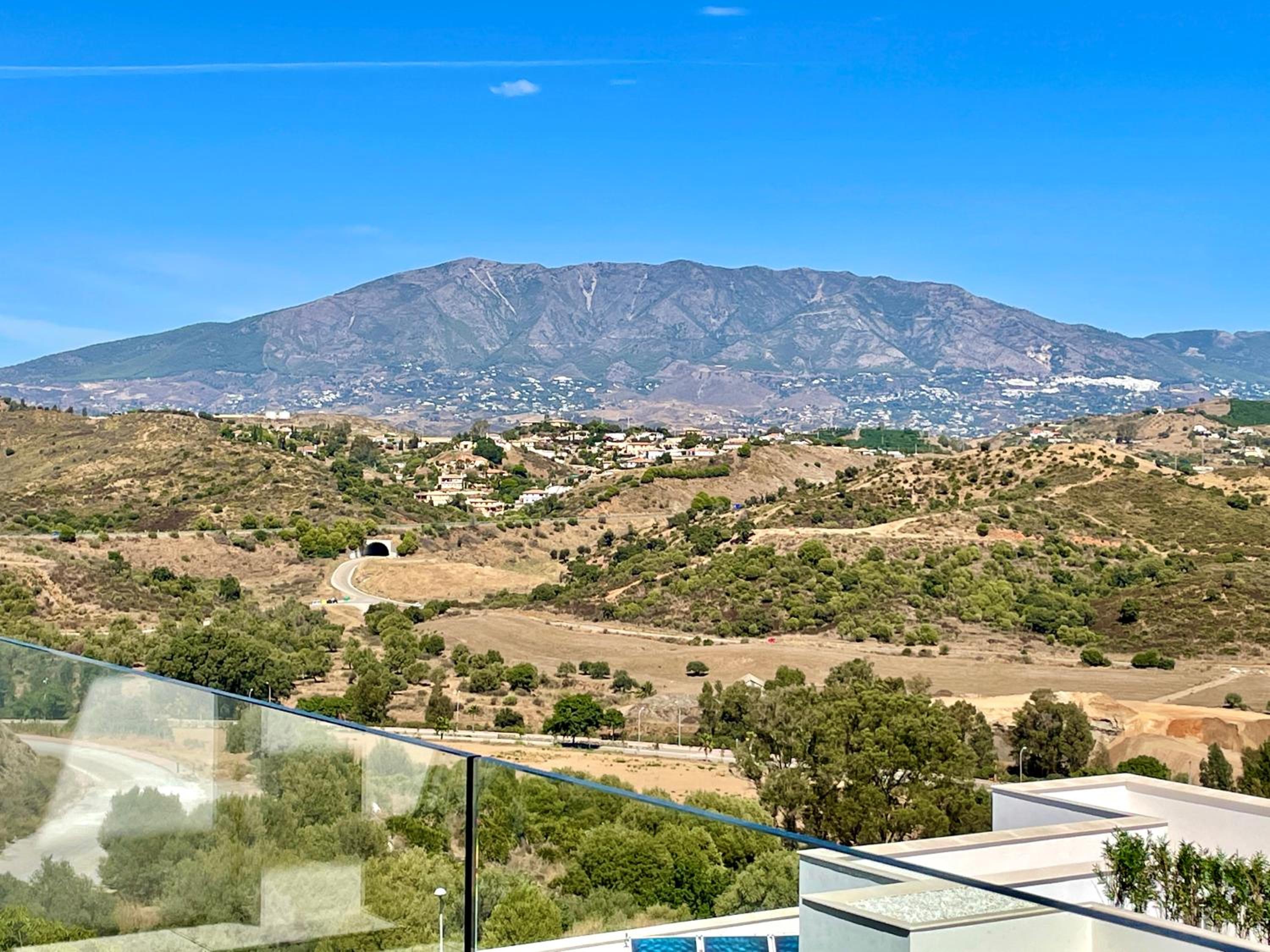 Sea View @ Casa Banderas, La Cala 3 bed Luxurious