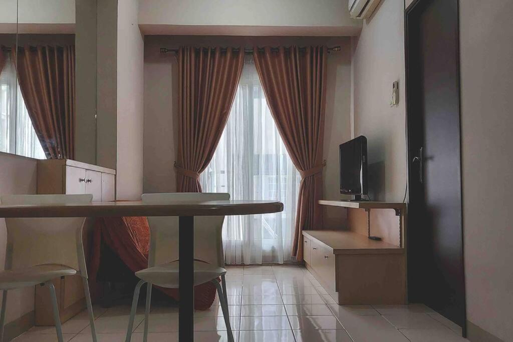 Apt 2 BR Sunter Park View With Pool and Netflix view 5