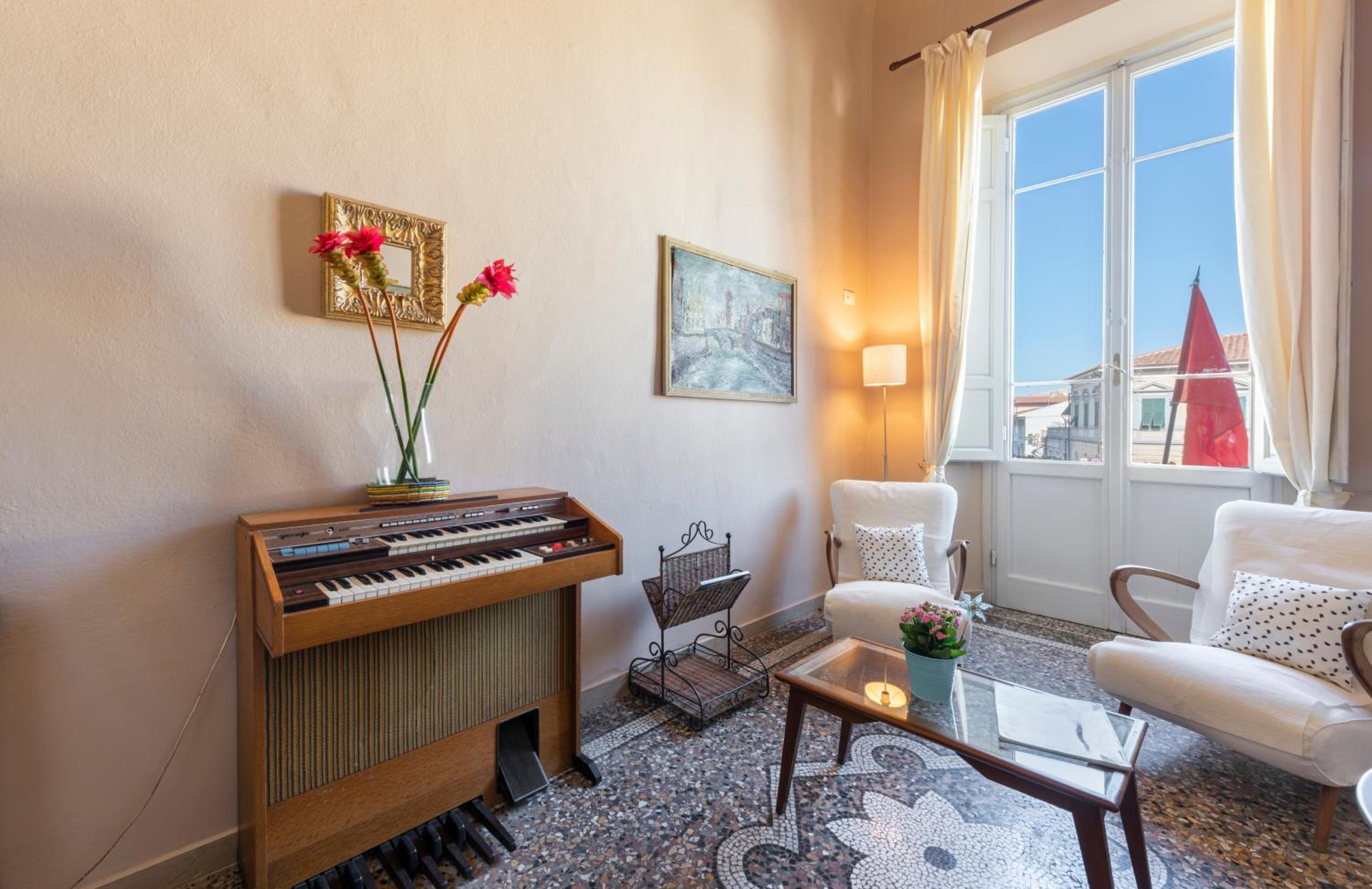La Torre Garbata view 3