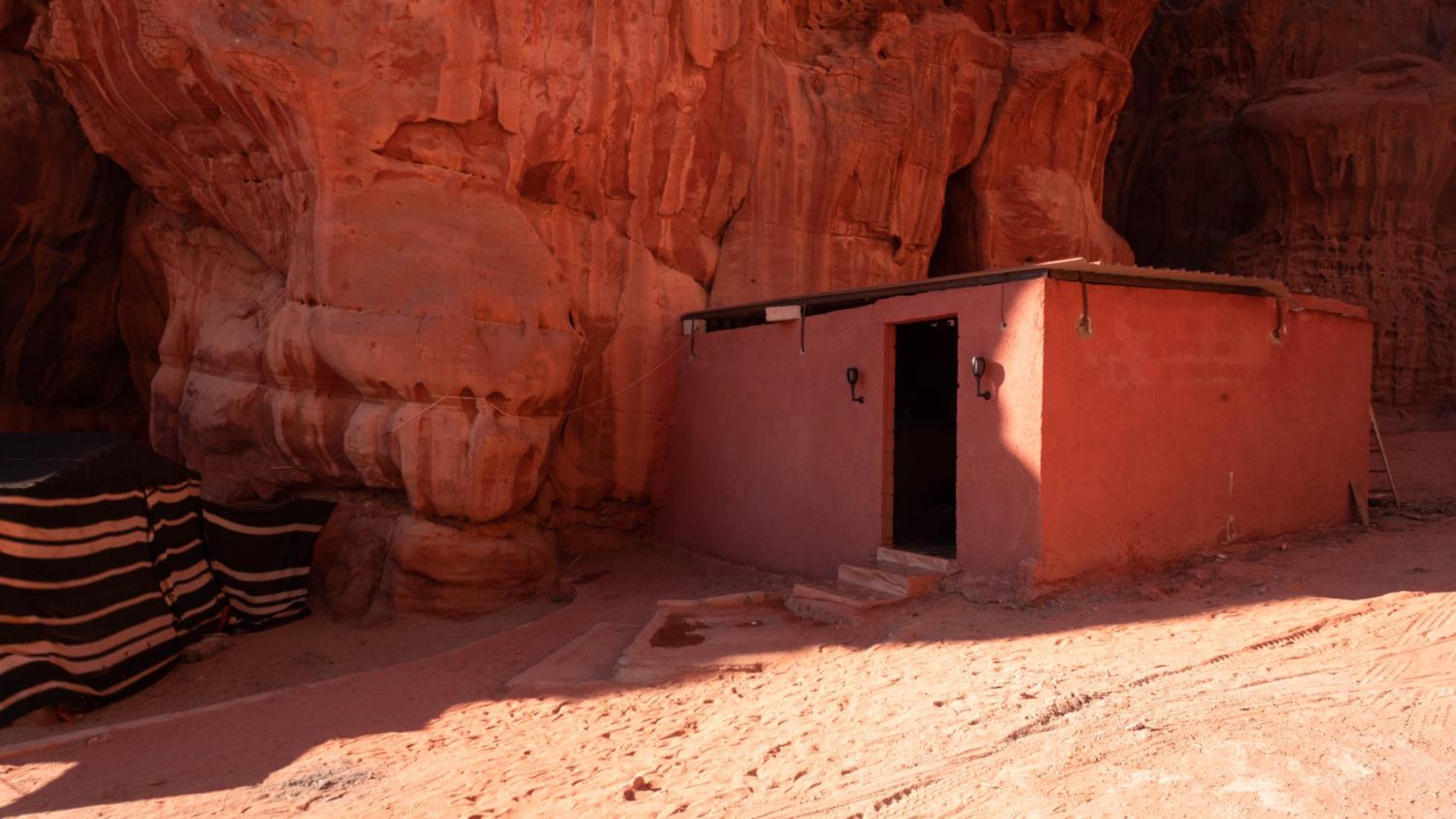 Wadi Rum Meteorite camp