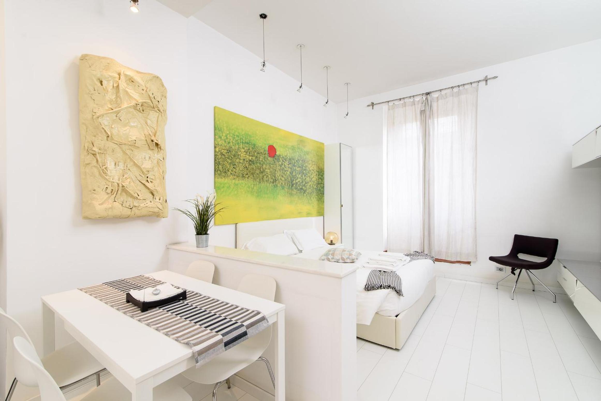 White Ostilia Apartments