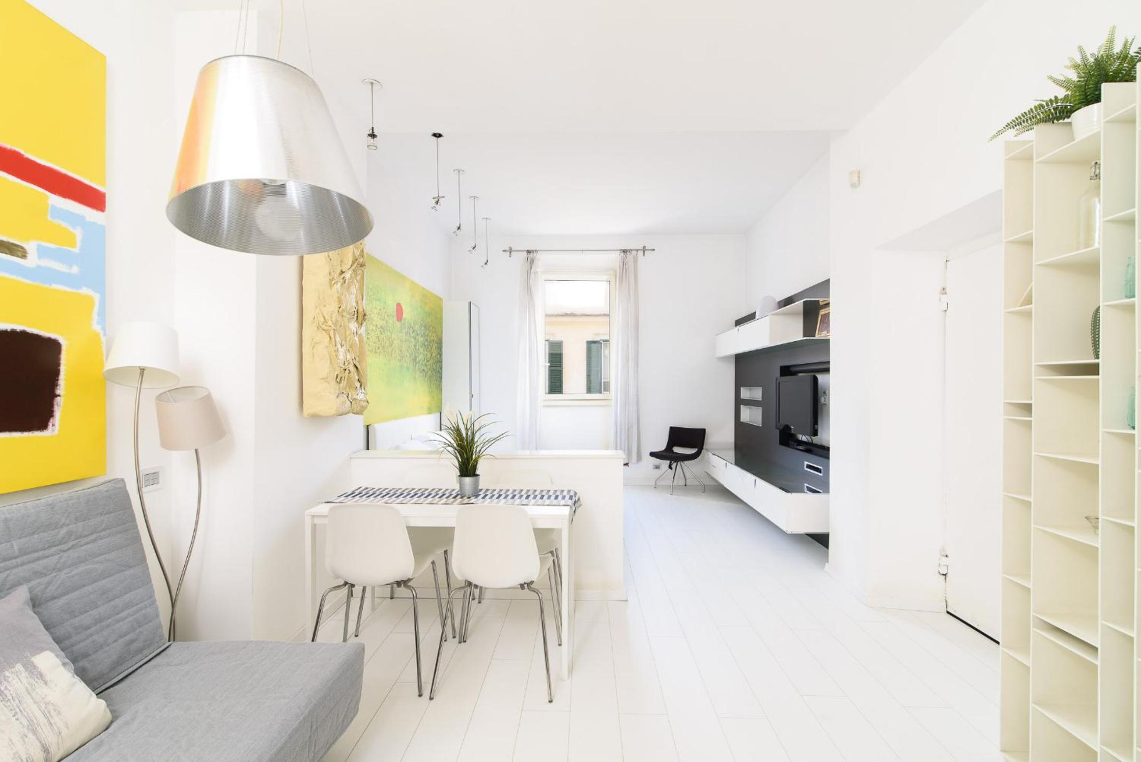 White Ostilia Apartments