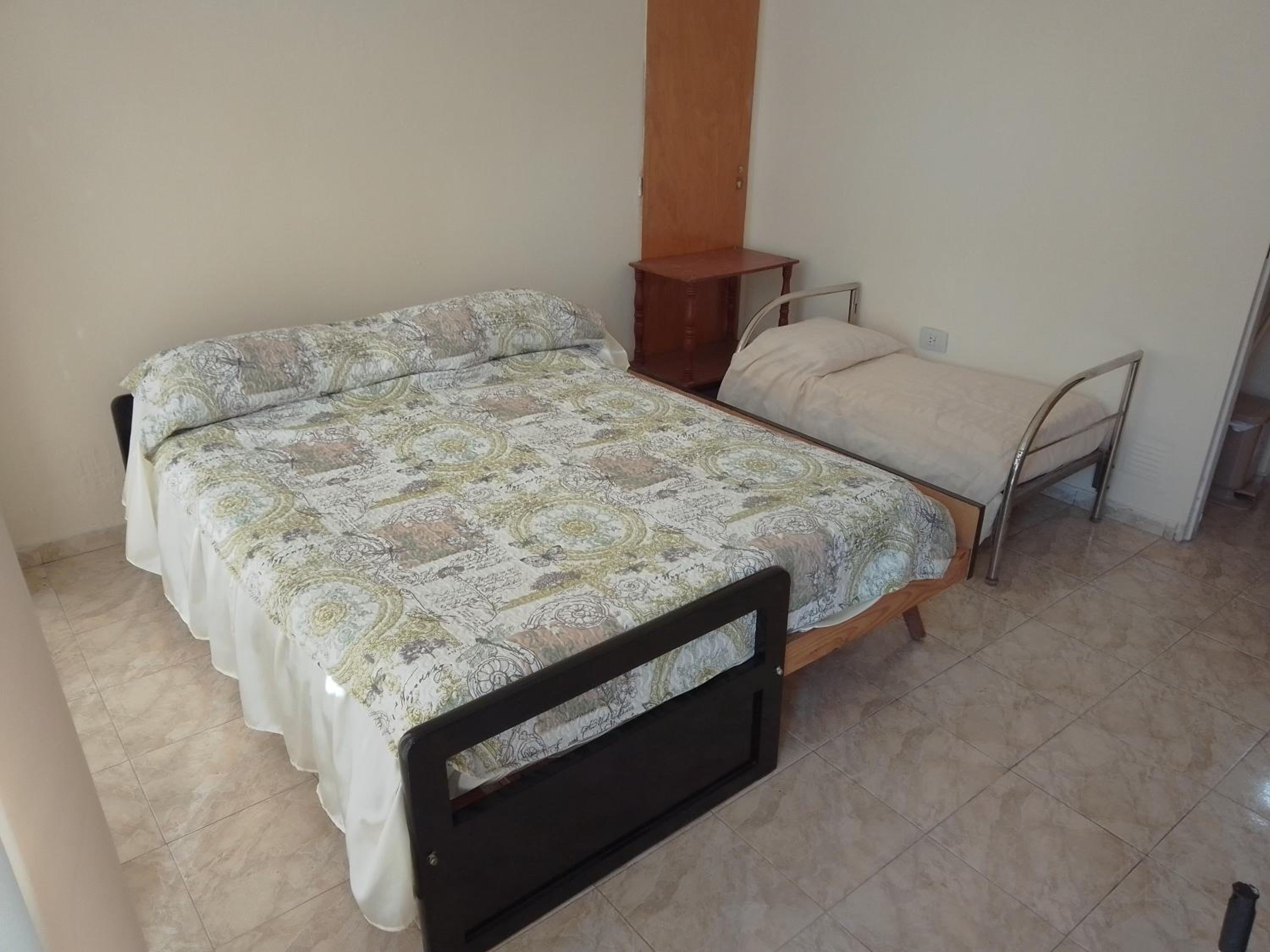 VC Habitaciones básicas con baño privado Nro 1, 4 y 5 Serena Alojamientos