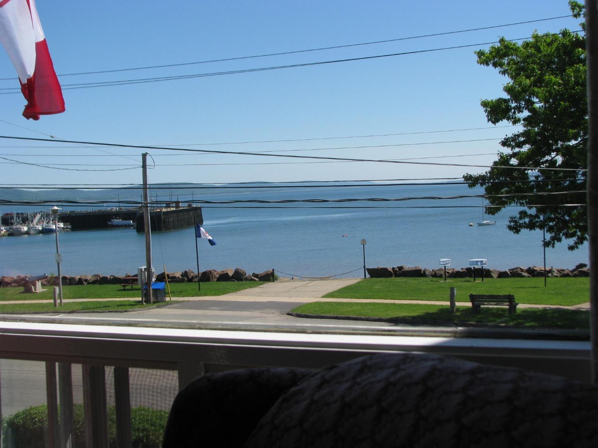 Bayside Inn