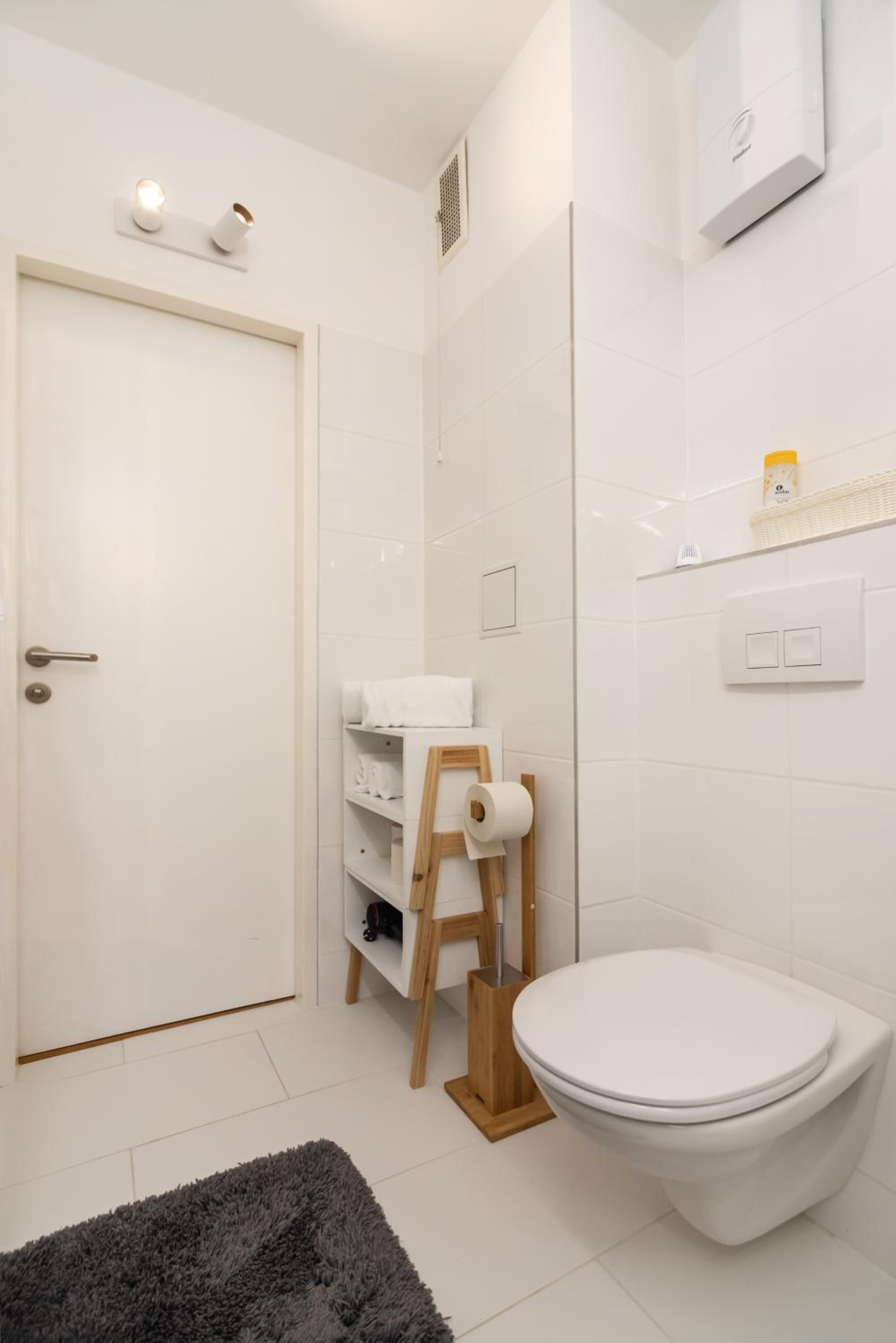 Modern, bright Studio -close to the center in a quiet area