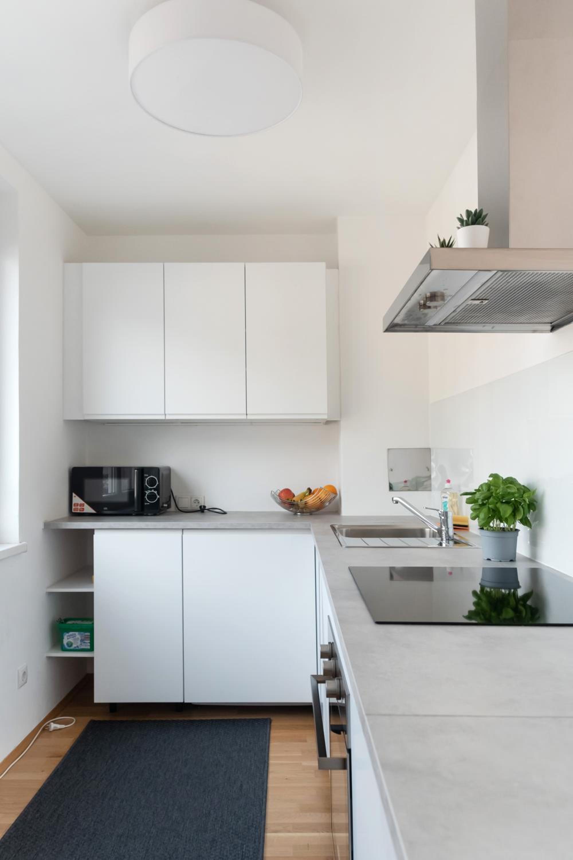 Modern, bright Studio -close to the center in a quiet area