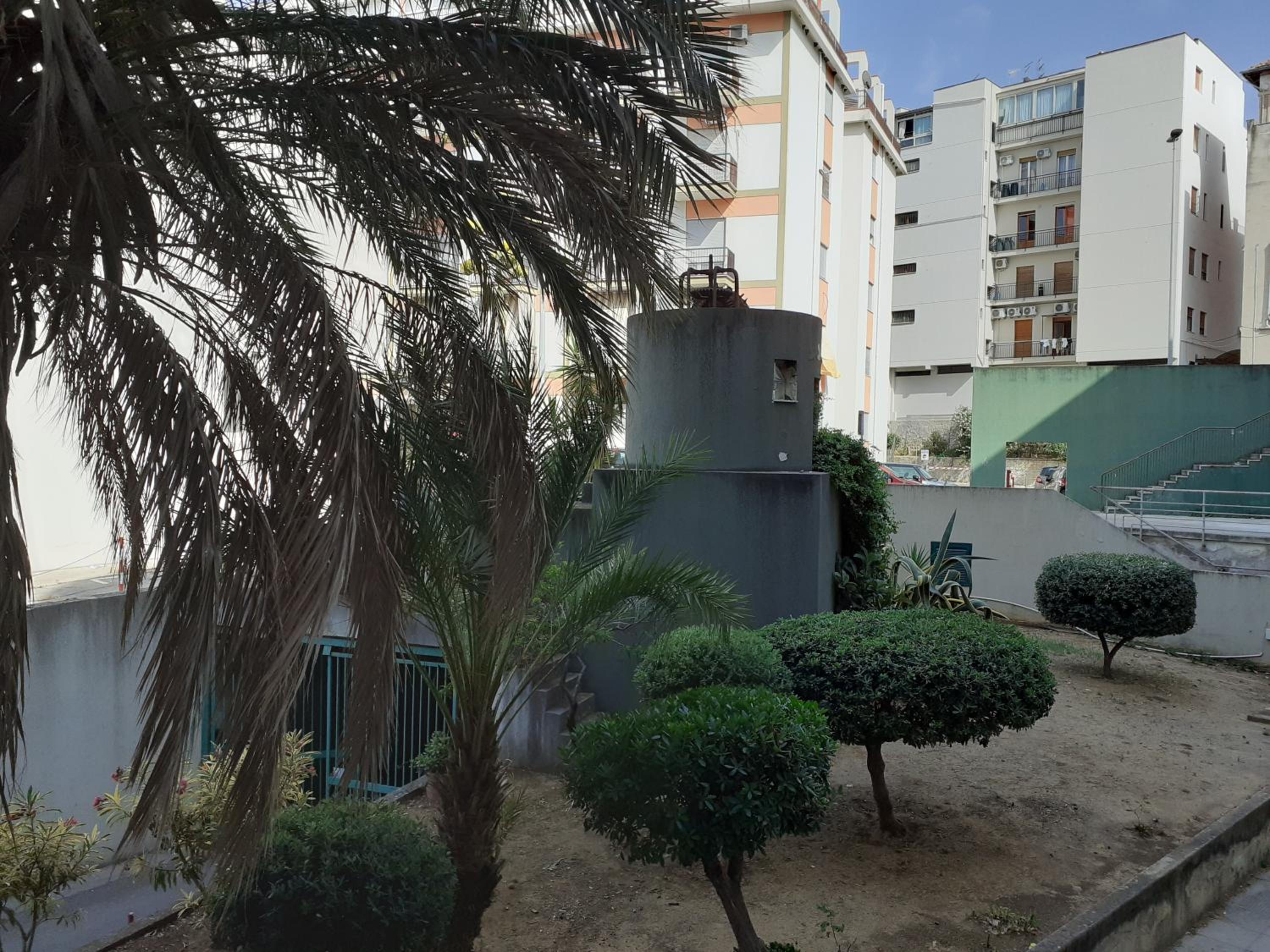 Maria's - Parking Area, no ZTL, close Train Station and Beach view 3