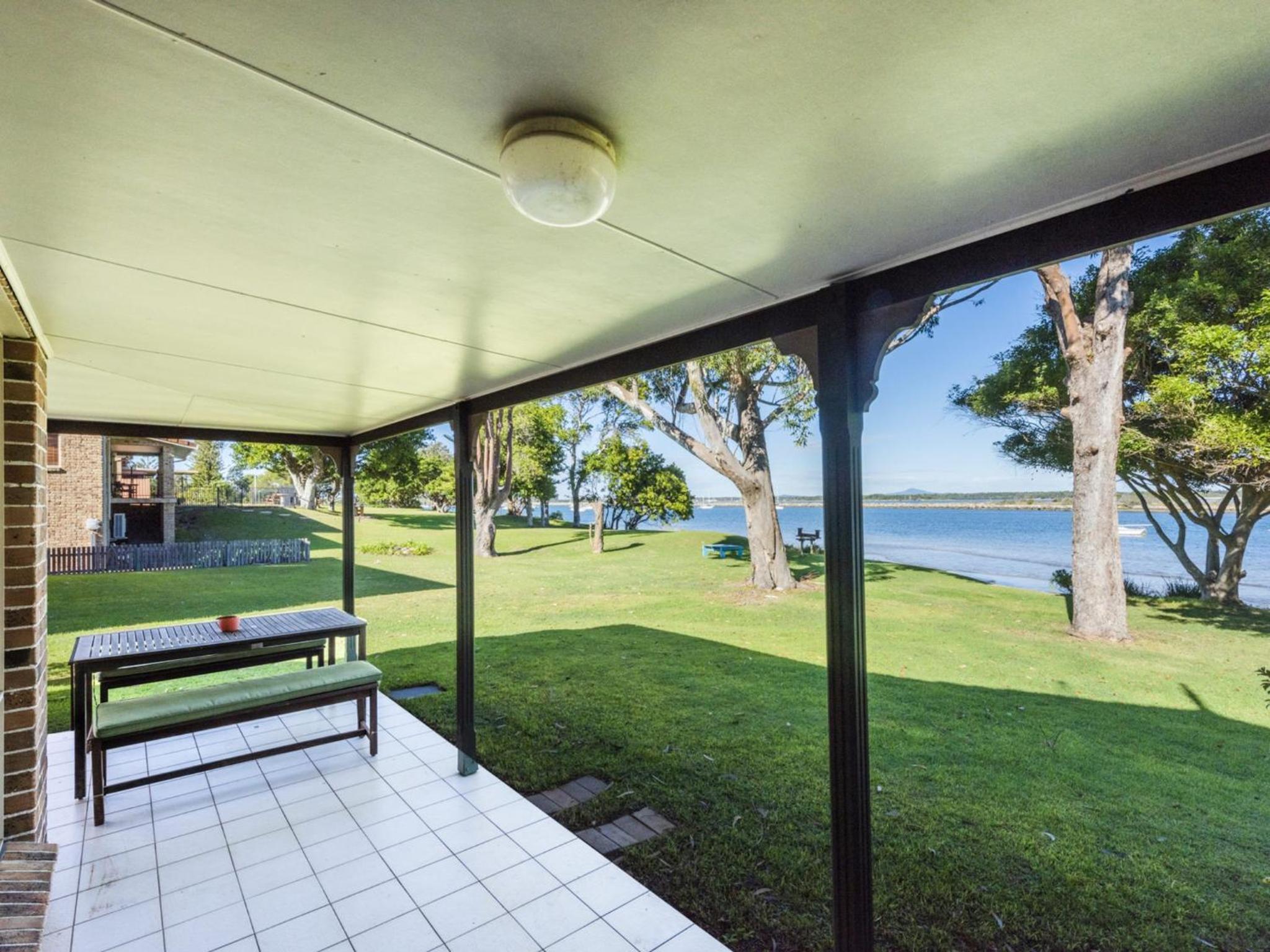 Montrose by the Bay