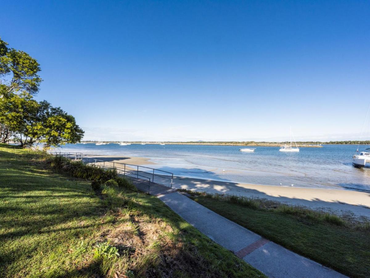Montrose by the Bay