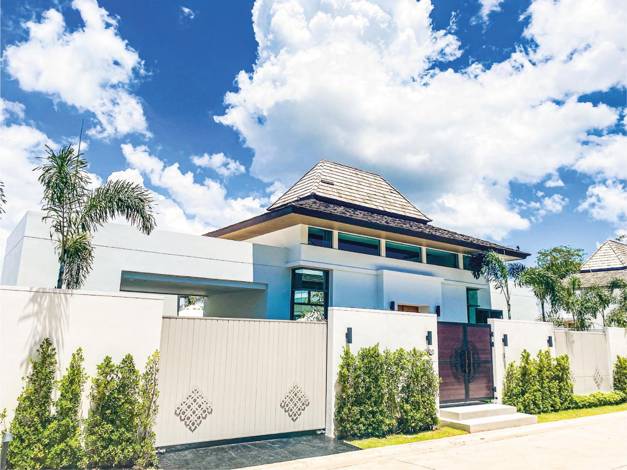 Shambhala grand villa by Cozy Lake view 3