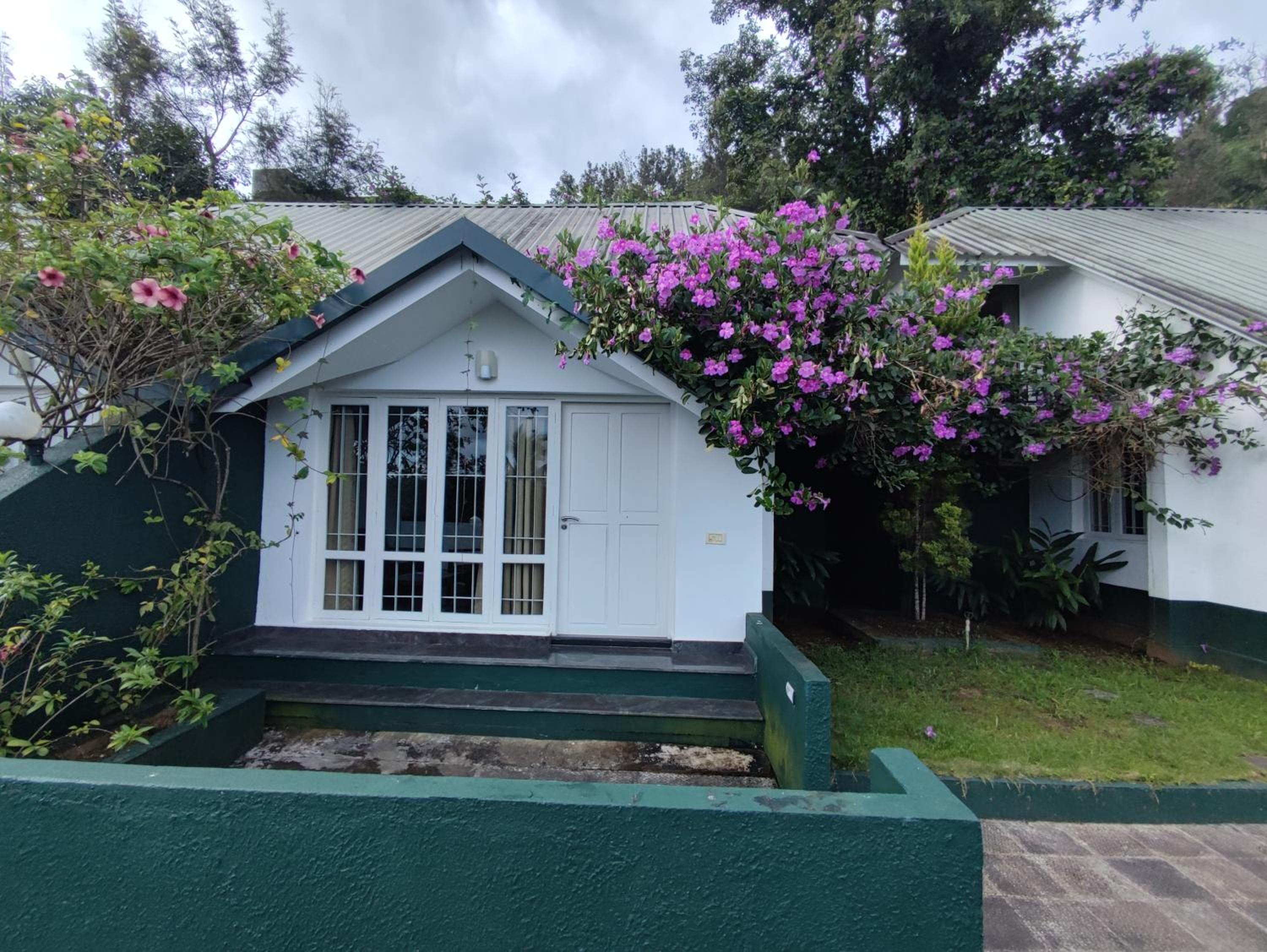 Munnar Tea Hills Resort - MTHR
