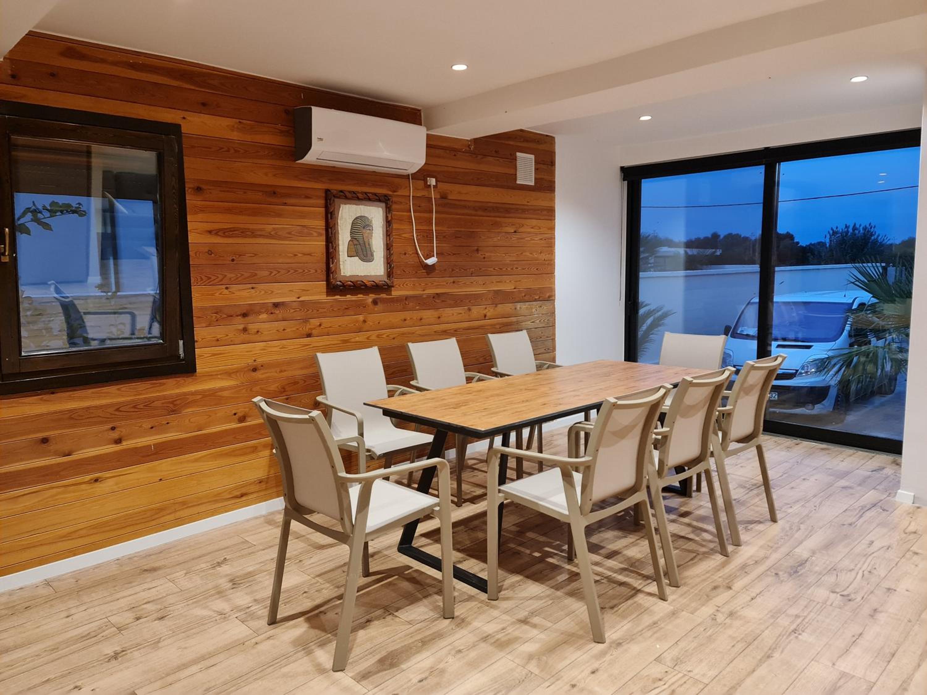 Isea Wood Villa