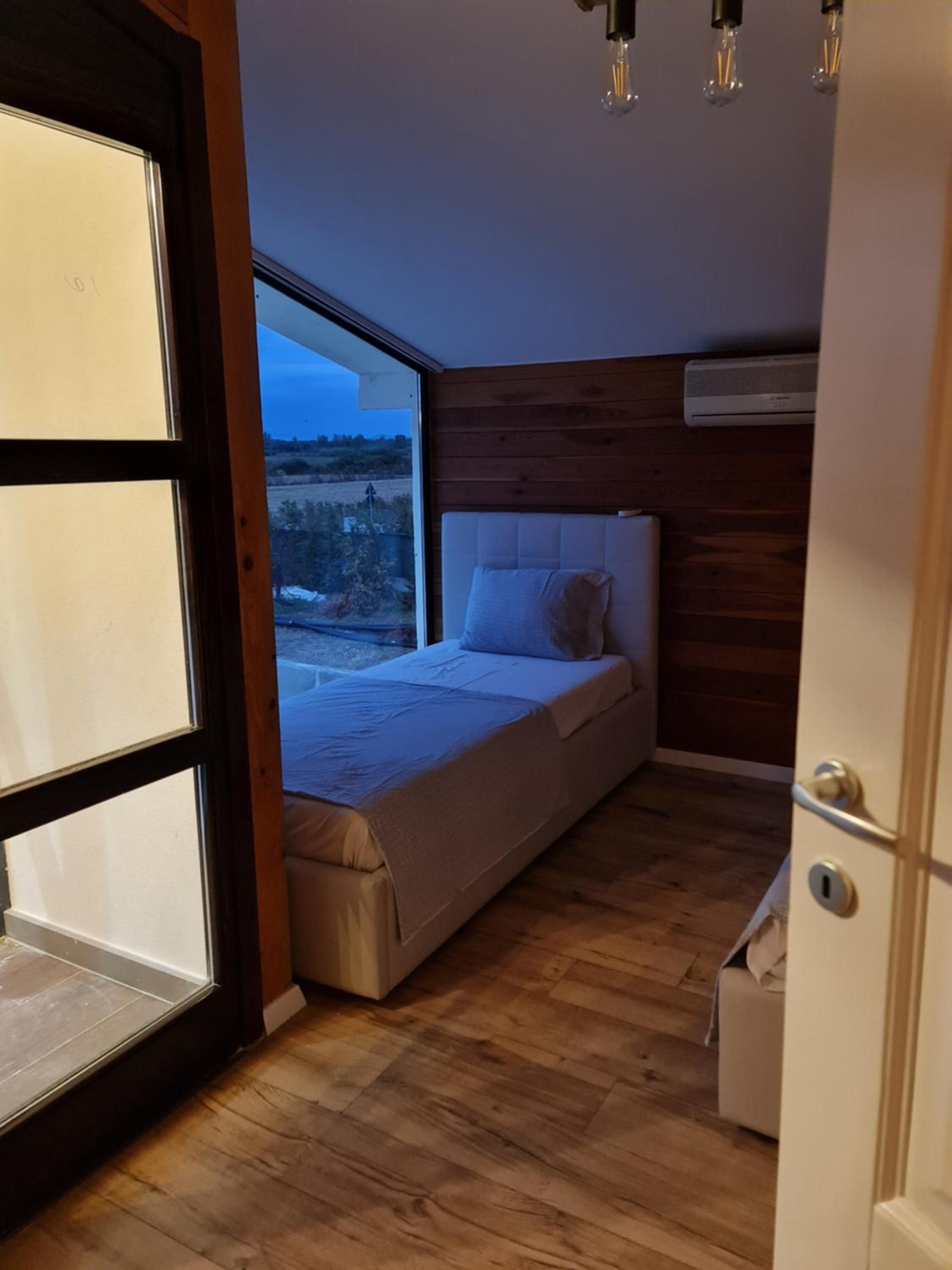 Isea Wood Villa