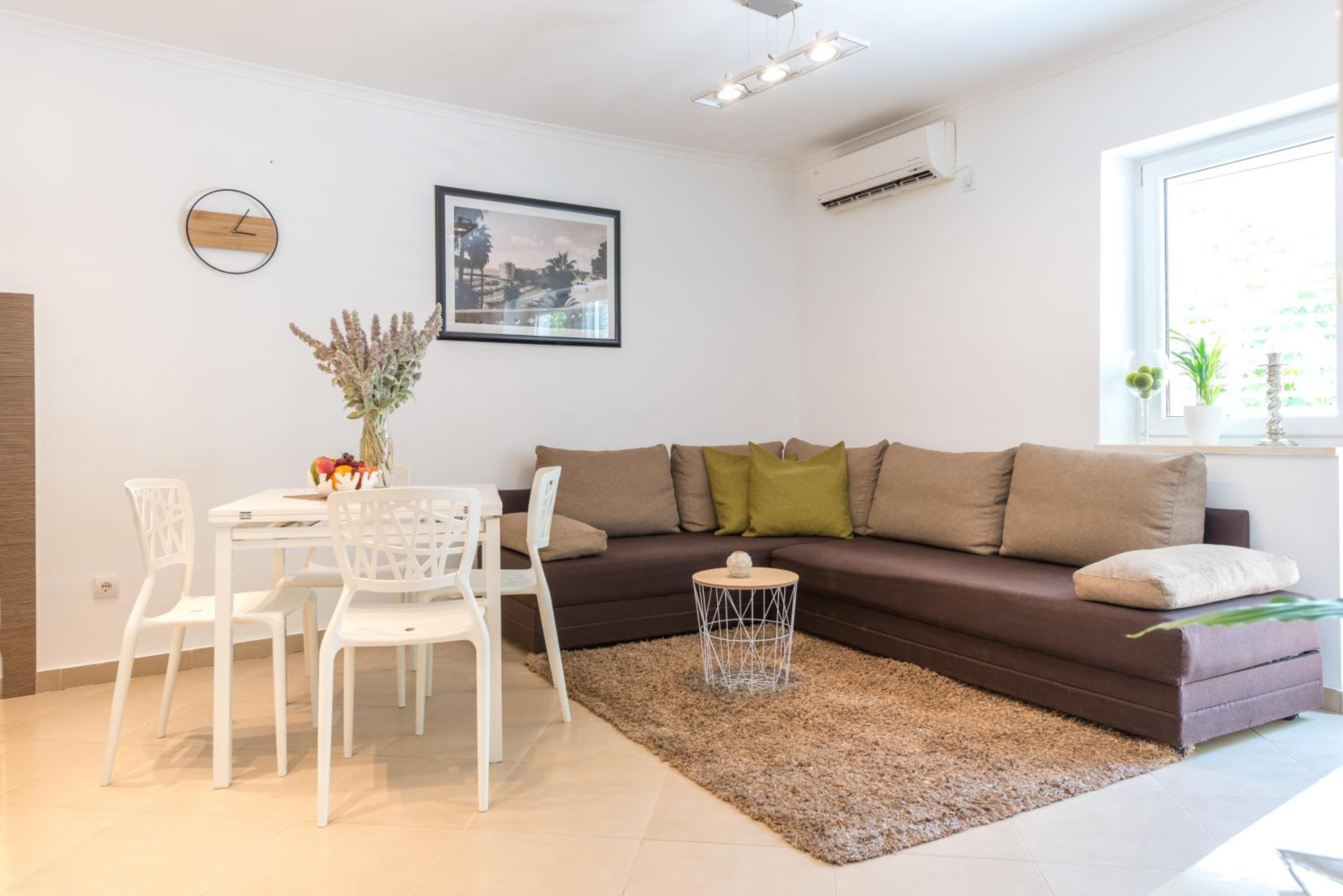 Petka Hill Apartments