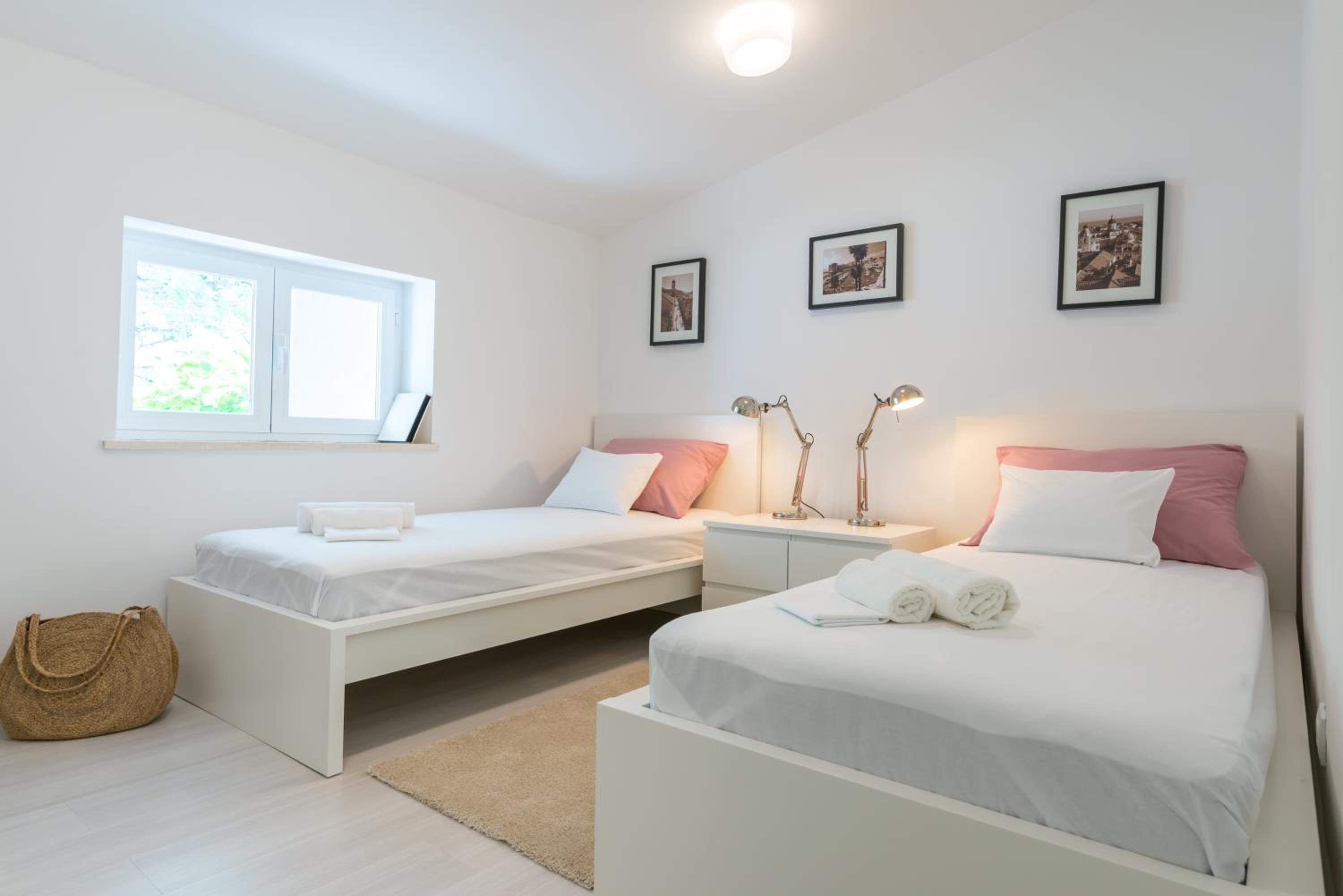 Petka Hill Apartments