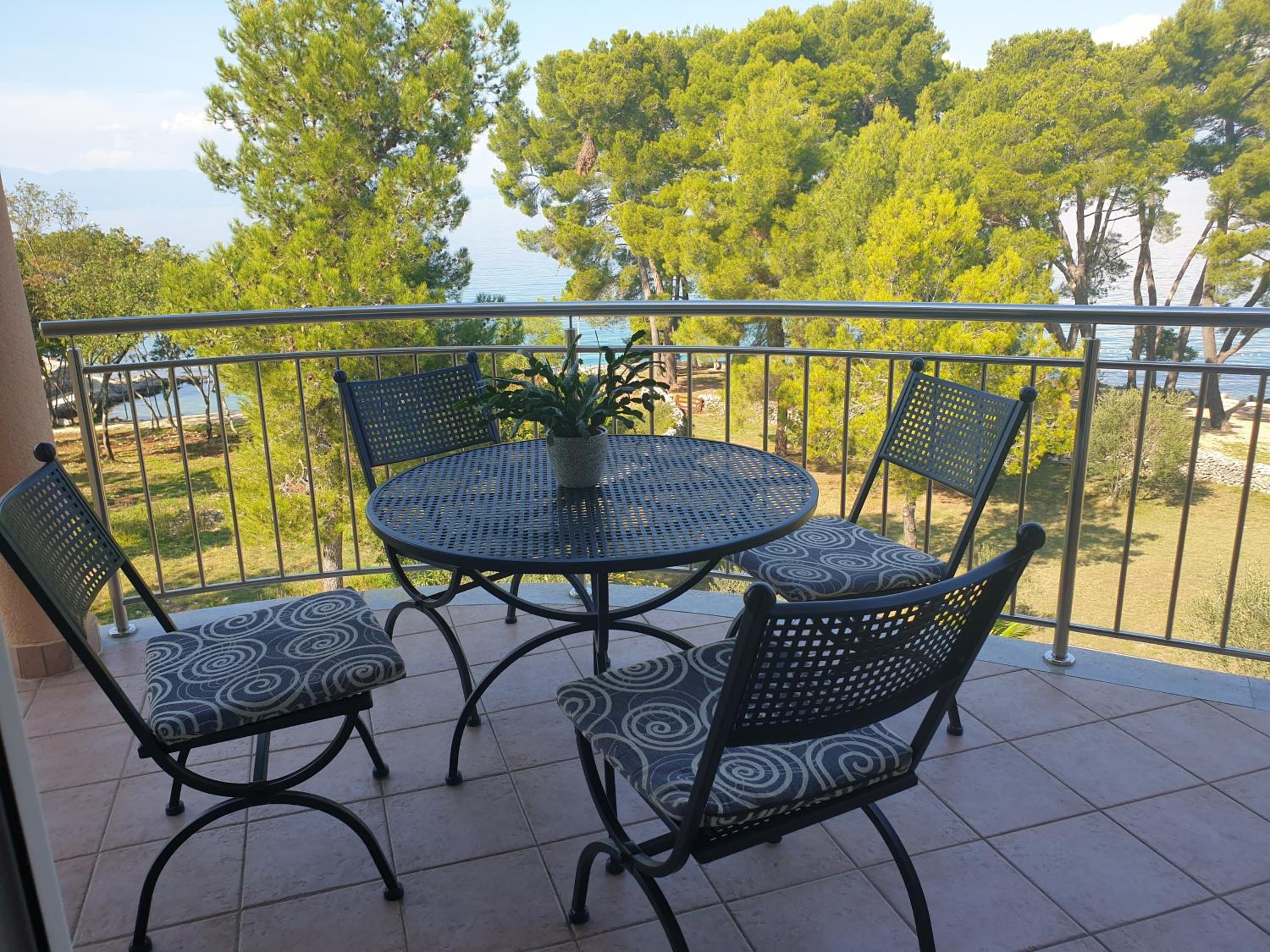 Mare & Mons Seafront Apartments