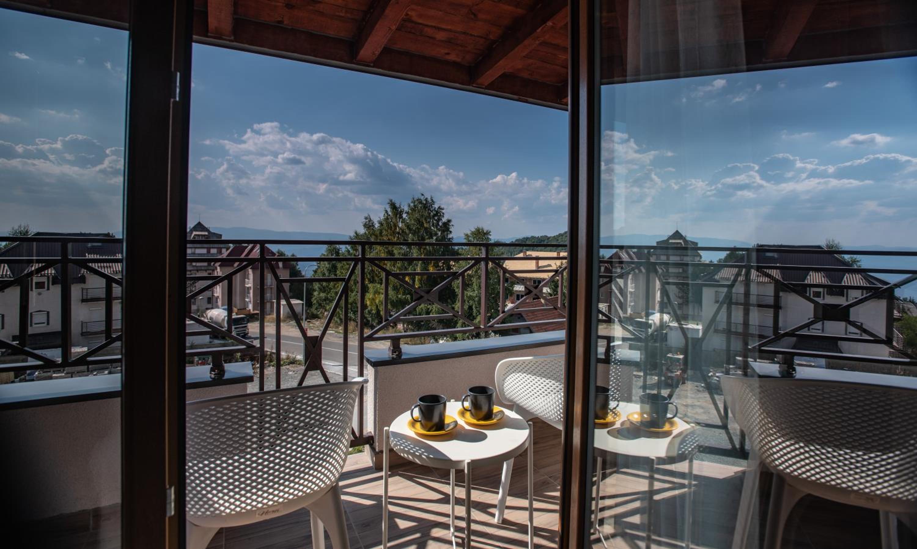 DeltaLux apartmani Milmari Kopaonik view 3