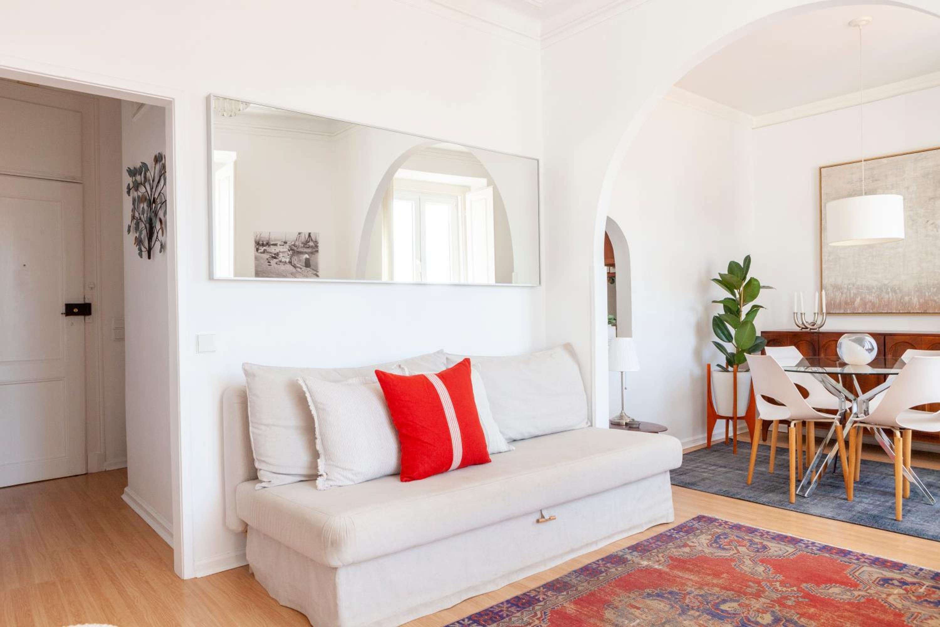 Alfama Amazing Scenic River and City View Charming apartment With 2 bedrooms and AC 19th Century Building view 2
