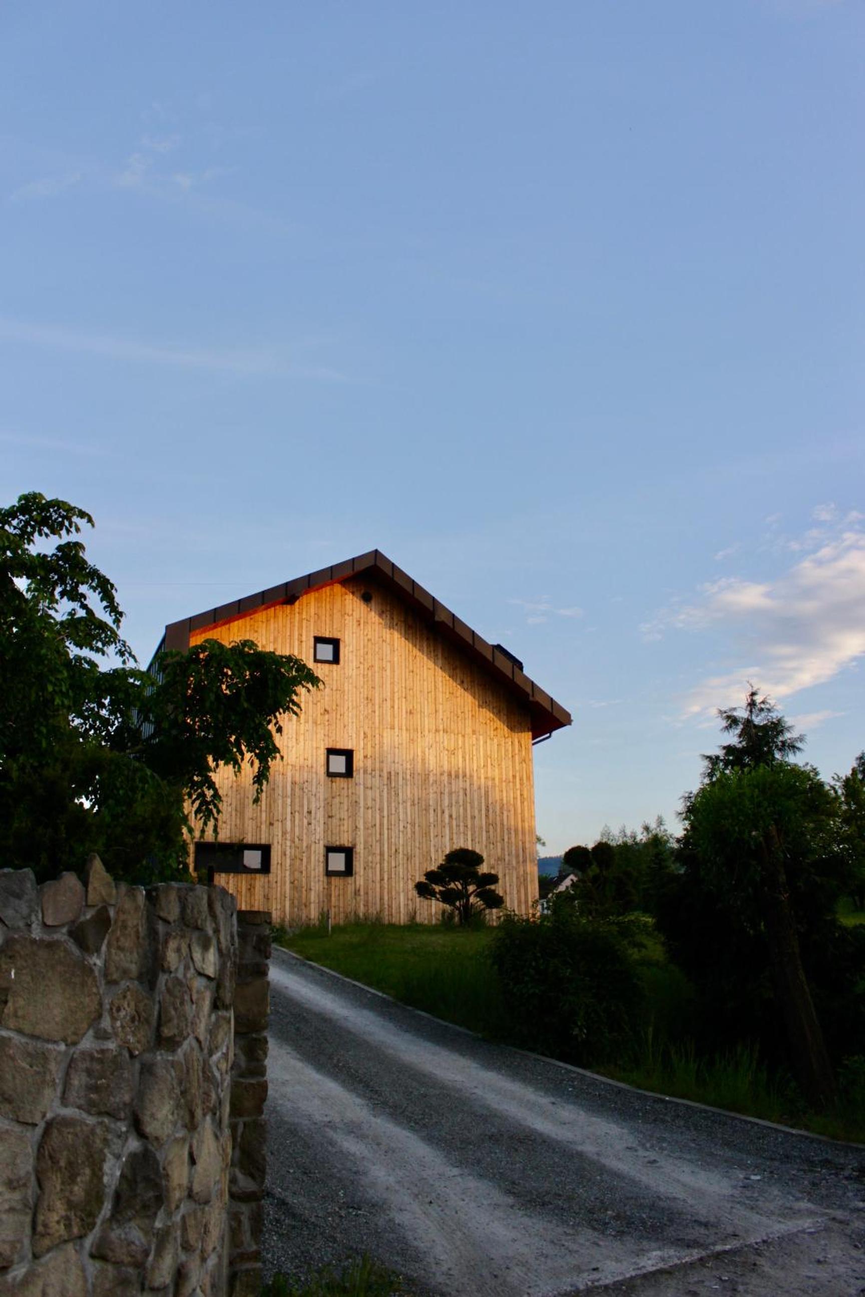 Photo 12