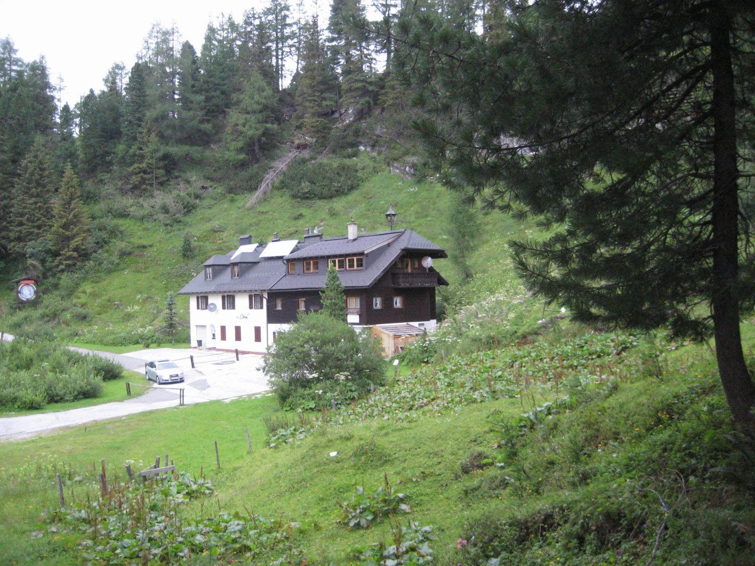 Photo 18