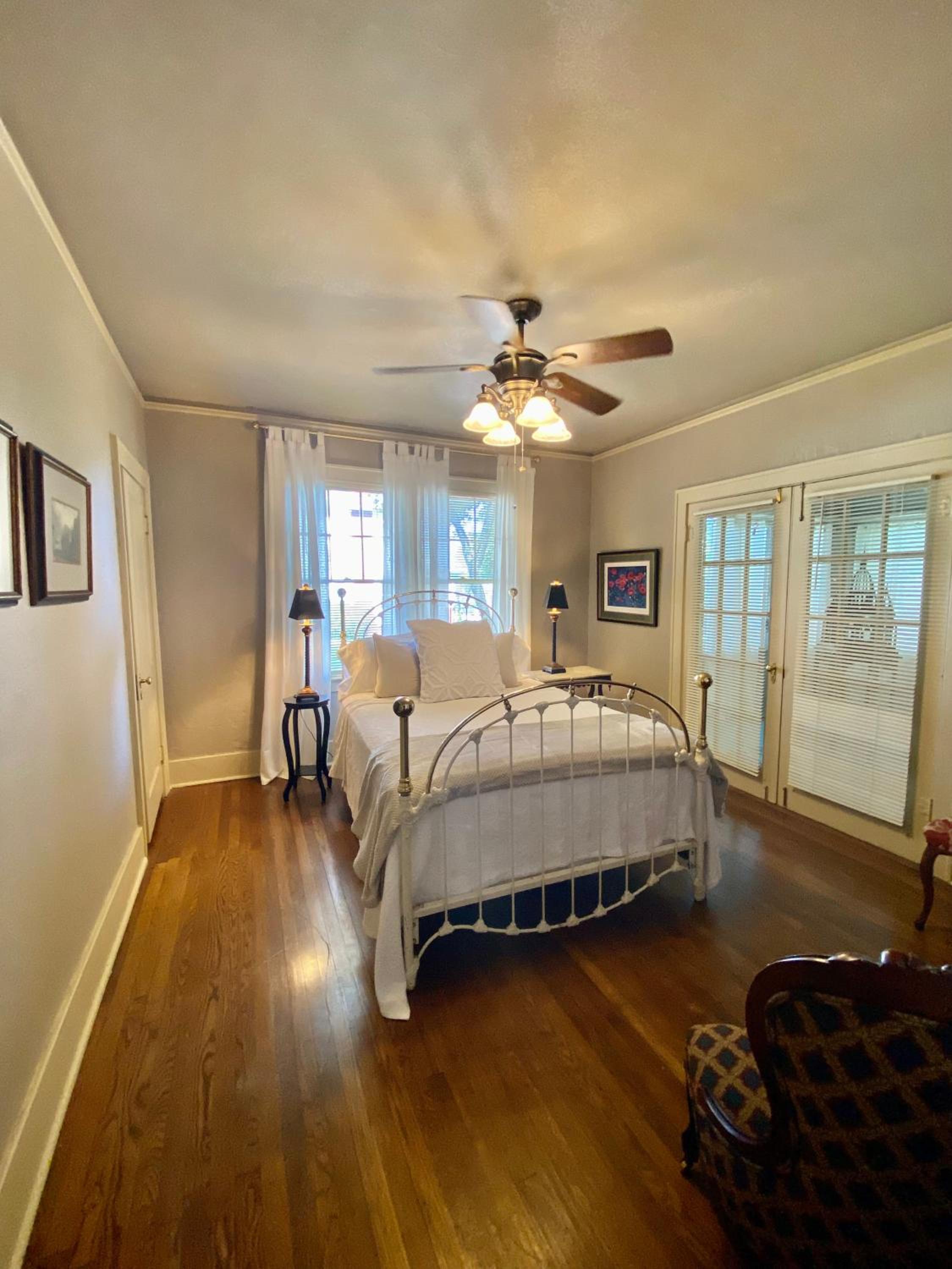The Empress of Little Rock, photo 18