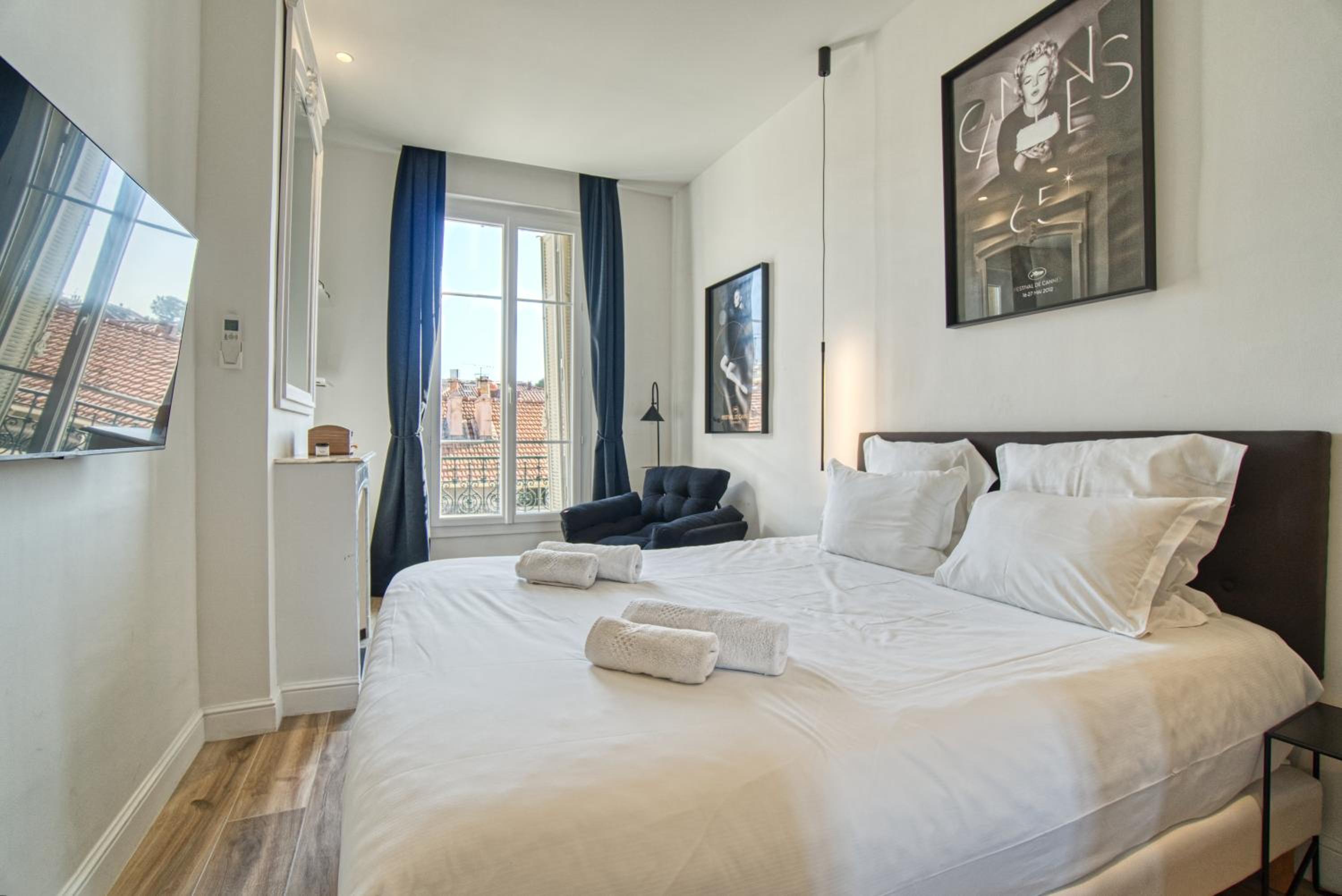 Superbe 3 pièces refait à neuf classé 4 étoiles avec ascenseur et balcon à pied de la plage et du palais des festivals view 5