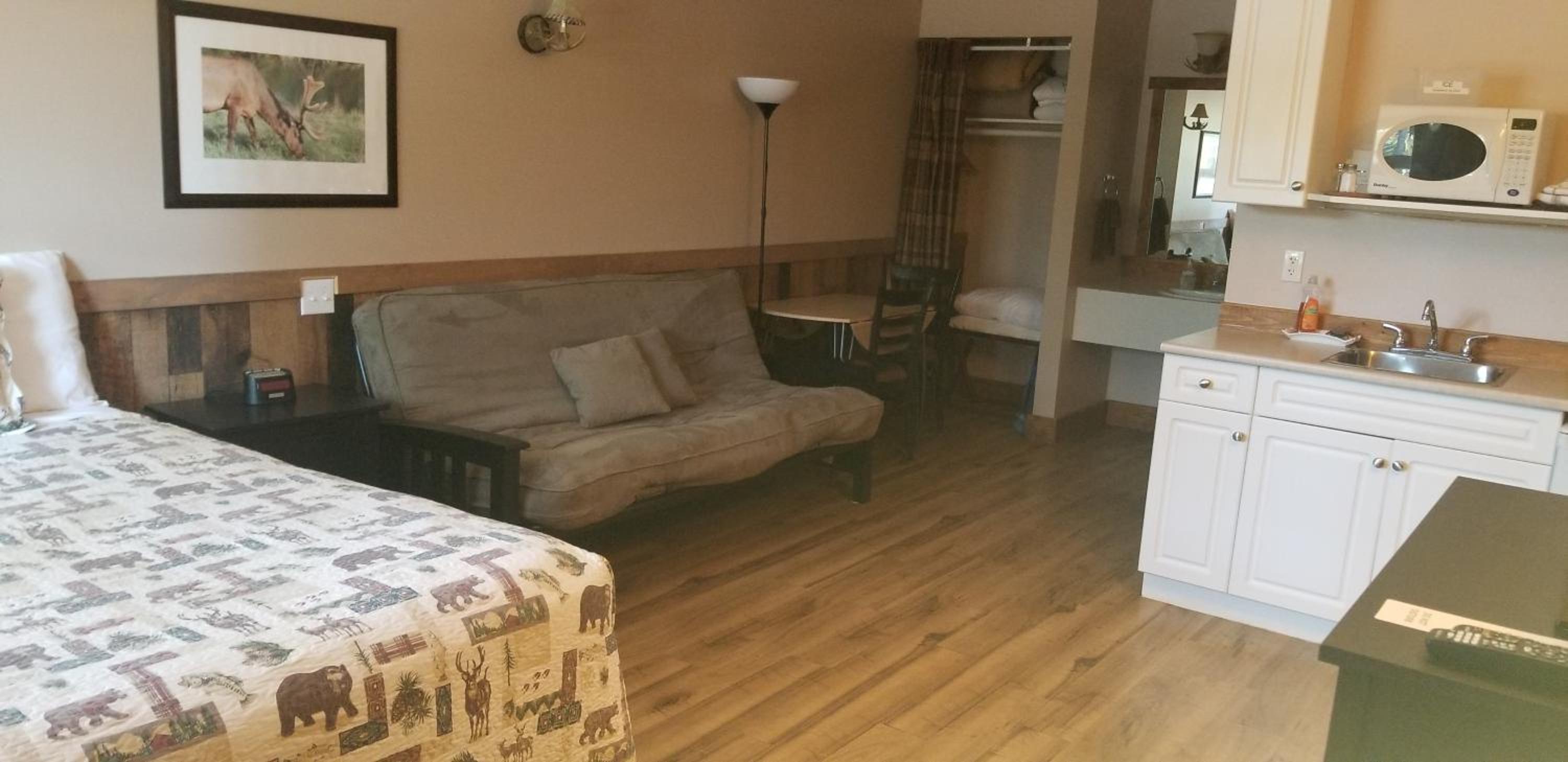 Photo 10