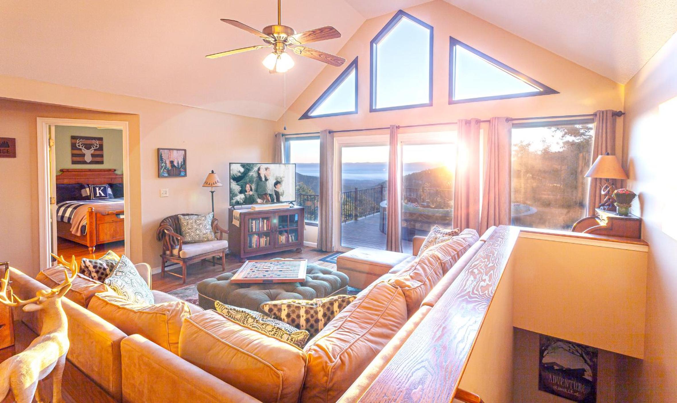 Family Friendly Massanutten Home with Beautiful Mountain Views! view 3