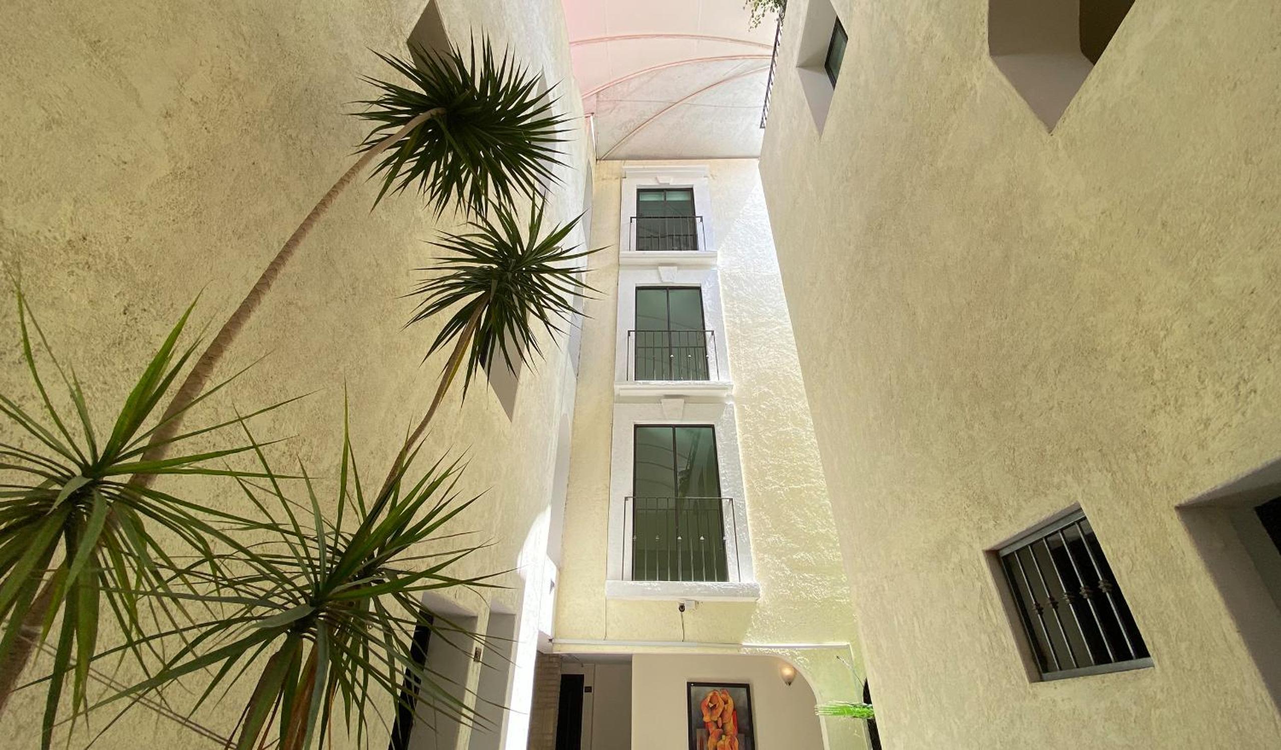 Hotel Escala Puebla Centro - Image 1