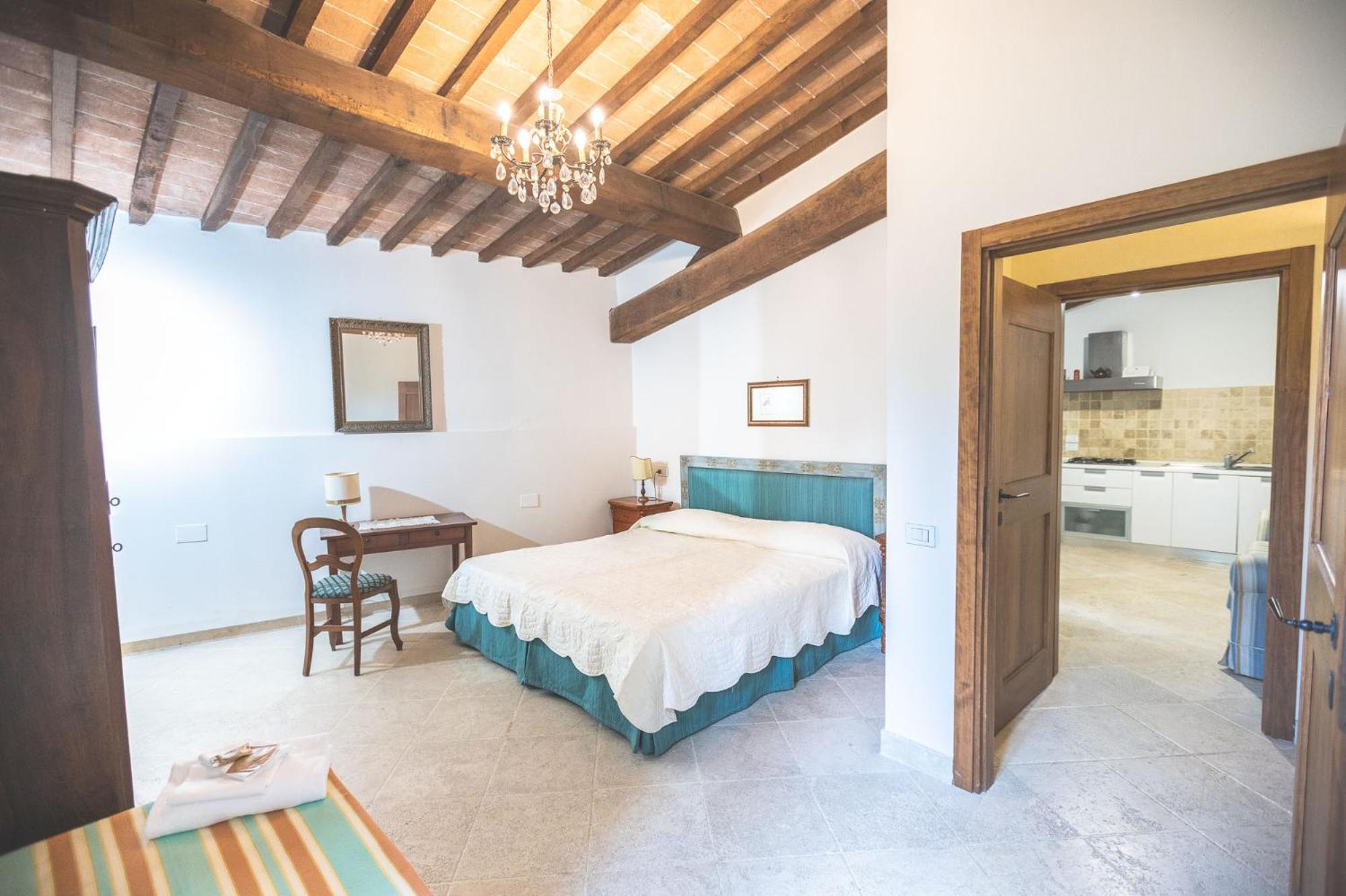 Agriturismo diffuso Tenuta Armaiolo - widespread farmhouse view 2