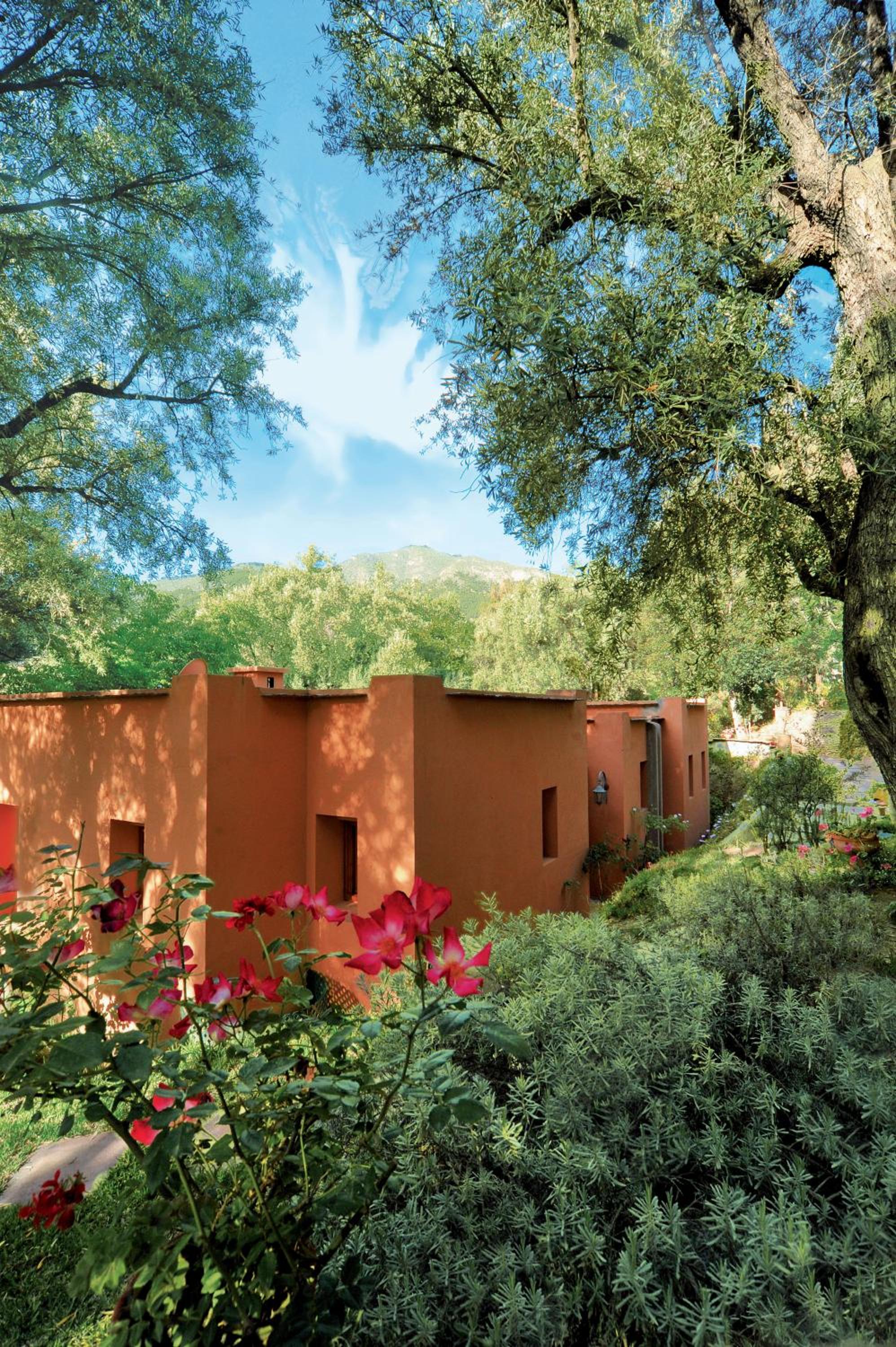 MAROC LODGE Atlas Mountain Retreat