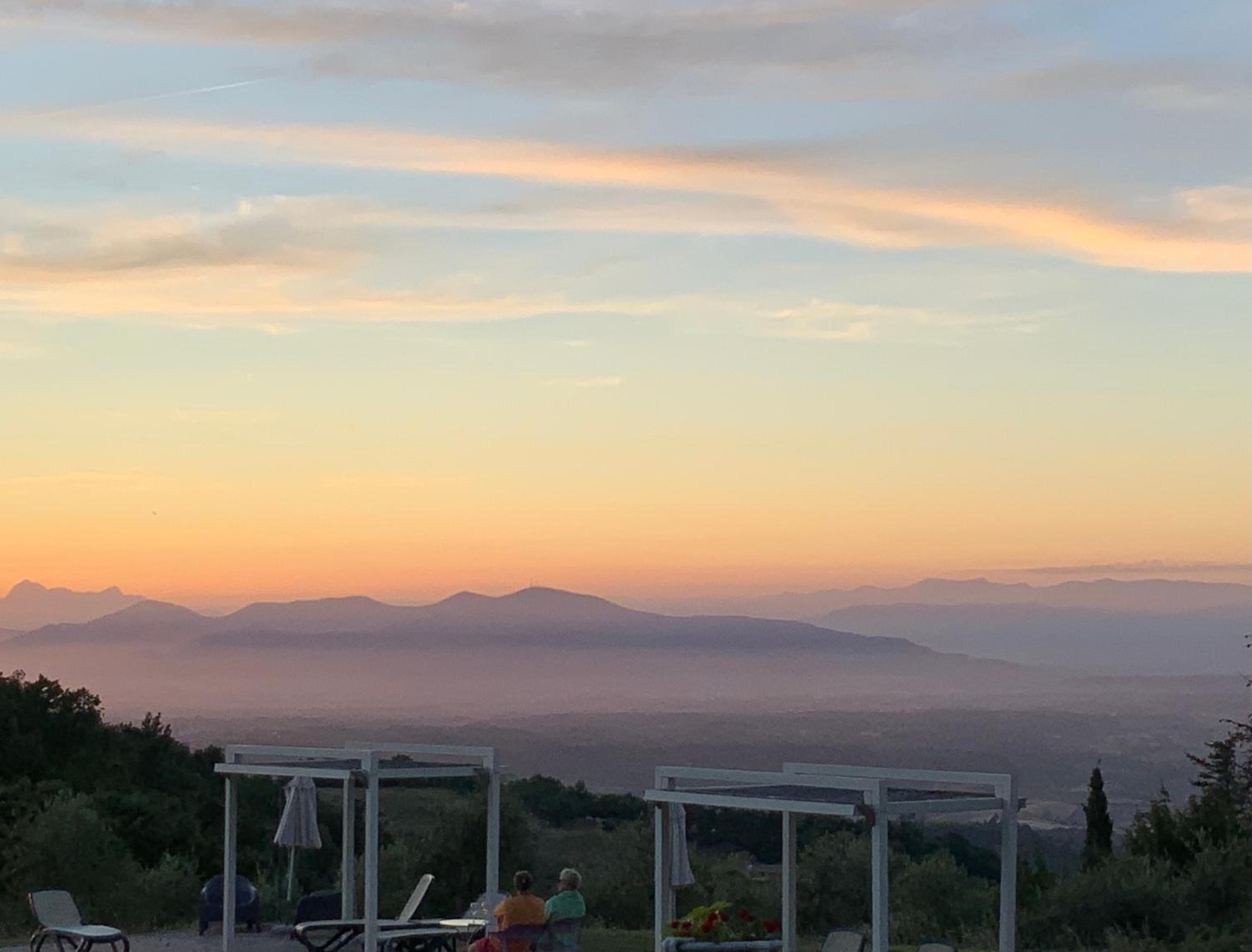 Villa Le Polle di Meletro - Exclusive Tuscan Villa with Private Pool & Panoramic Glass Sauna